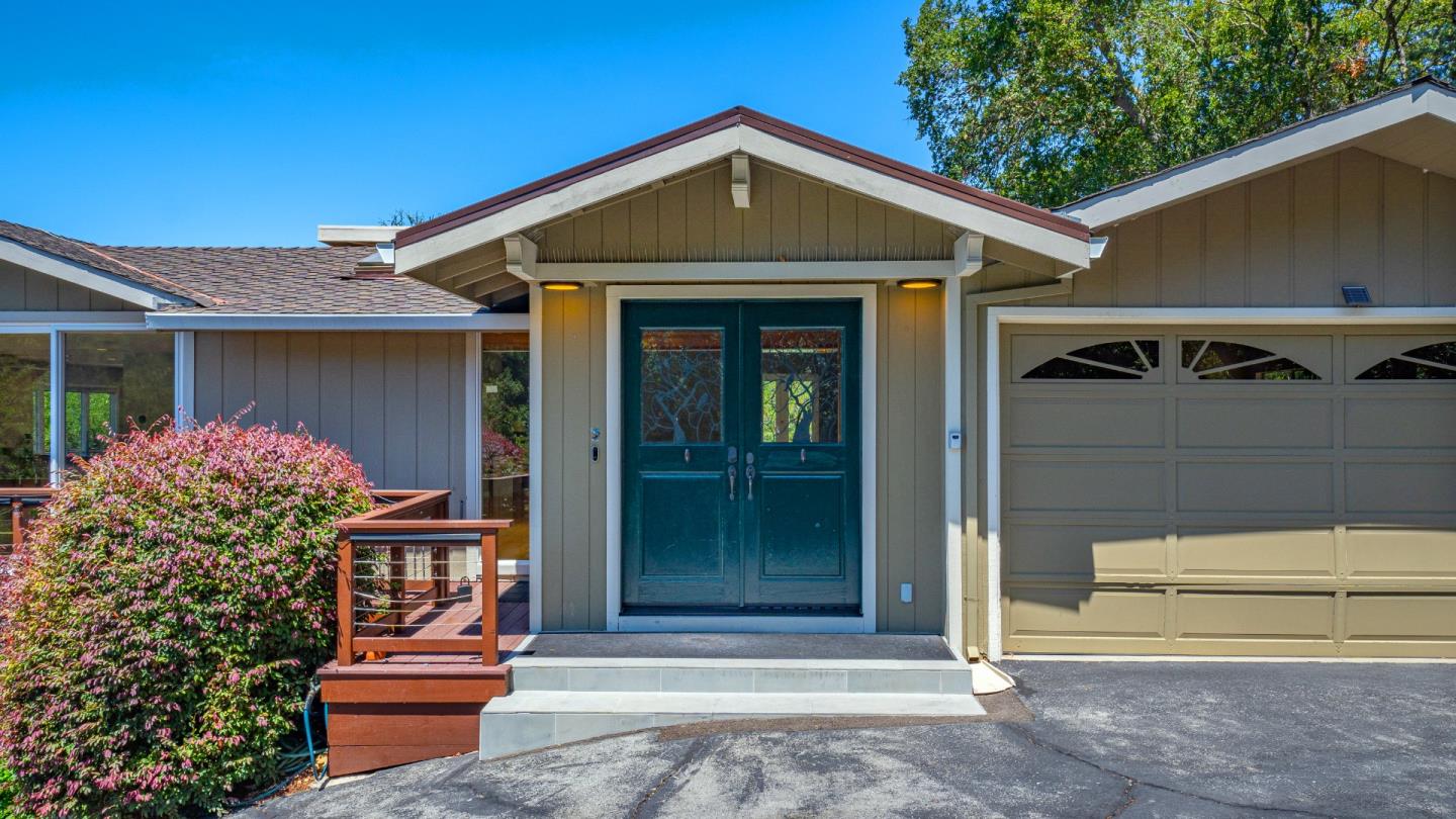 Detail Gallery Image 3 of 43 For Kiowa Ct, Portola Valley,  CA 94028 - 5 Beds | 3/1 Baths