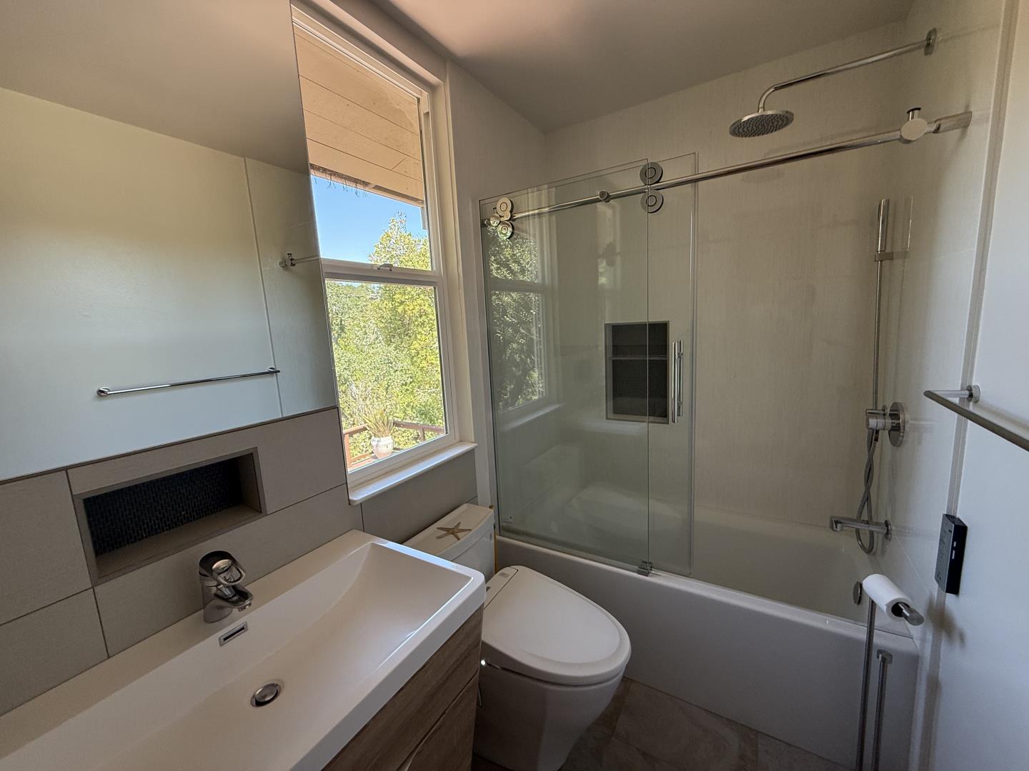 Detail Gallery Image 31 of 43 For Kiowa Ct, Portola Valley,  CA 94028 - 5 Beds | 3/1 Baths