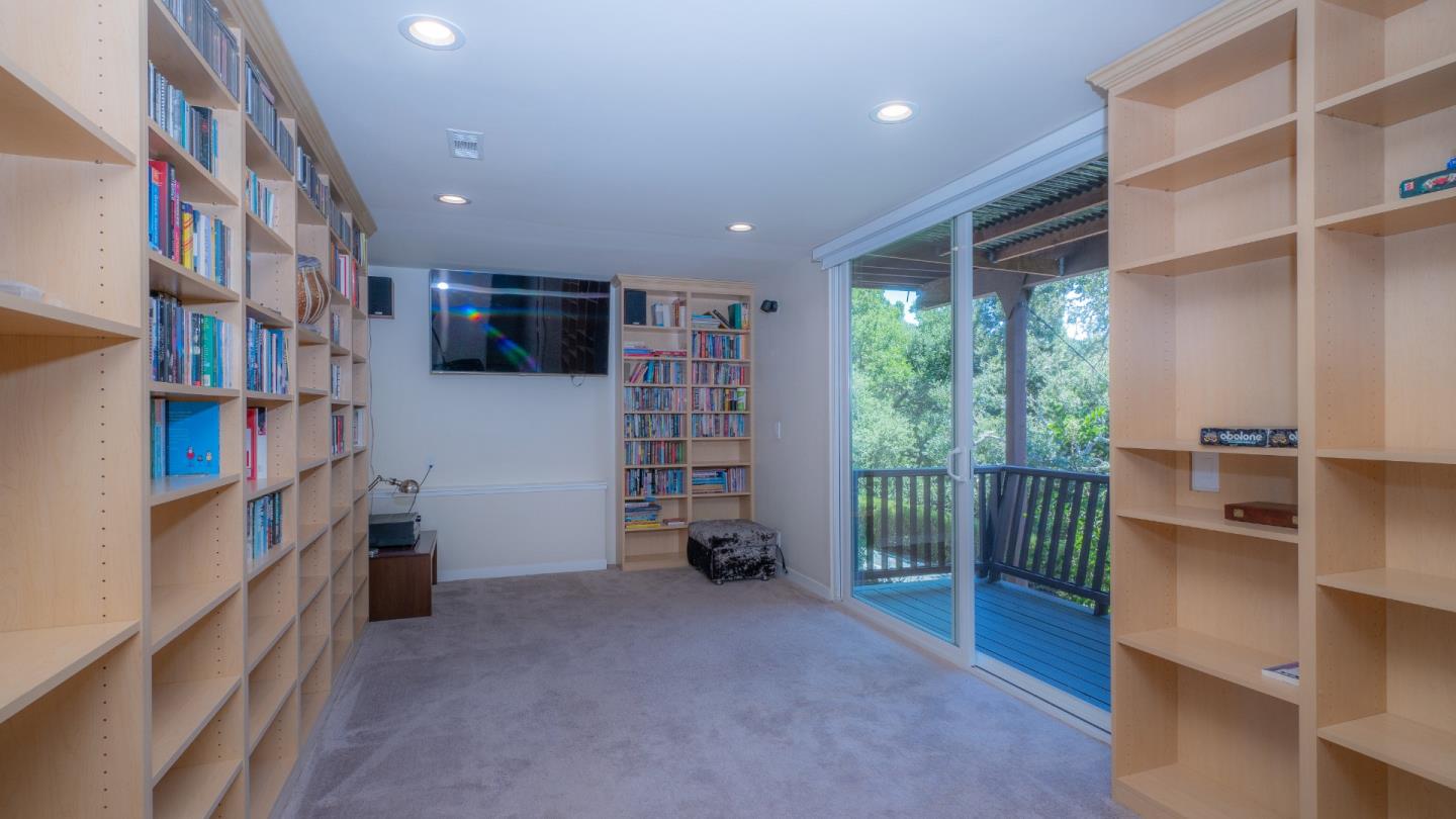 Detail Gallery Image 37 of 43 For Kiowa Ct, Portola Valley,  CA 94028 - 5 Beds | 3/1 Baths