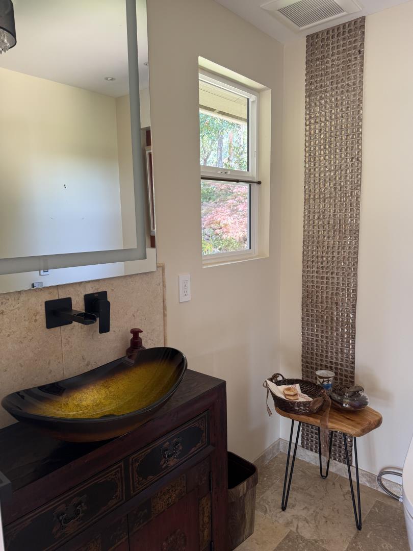 Detail Gallery Image 39 of 43 For Kiowa Ct, Portola Valley,  CA 94028 - 5 Beds | 3/1 Baths