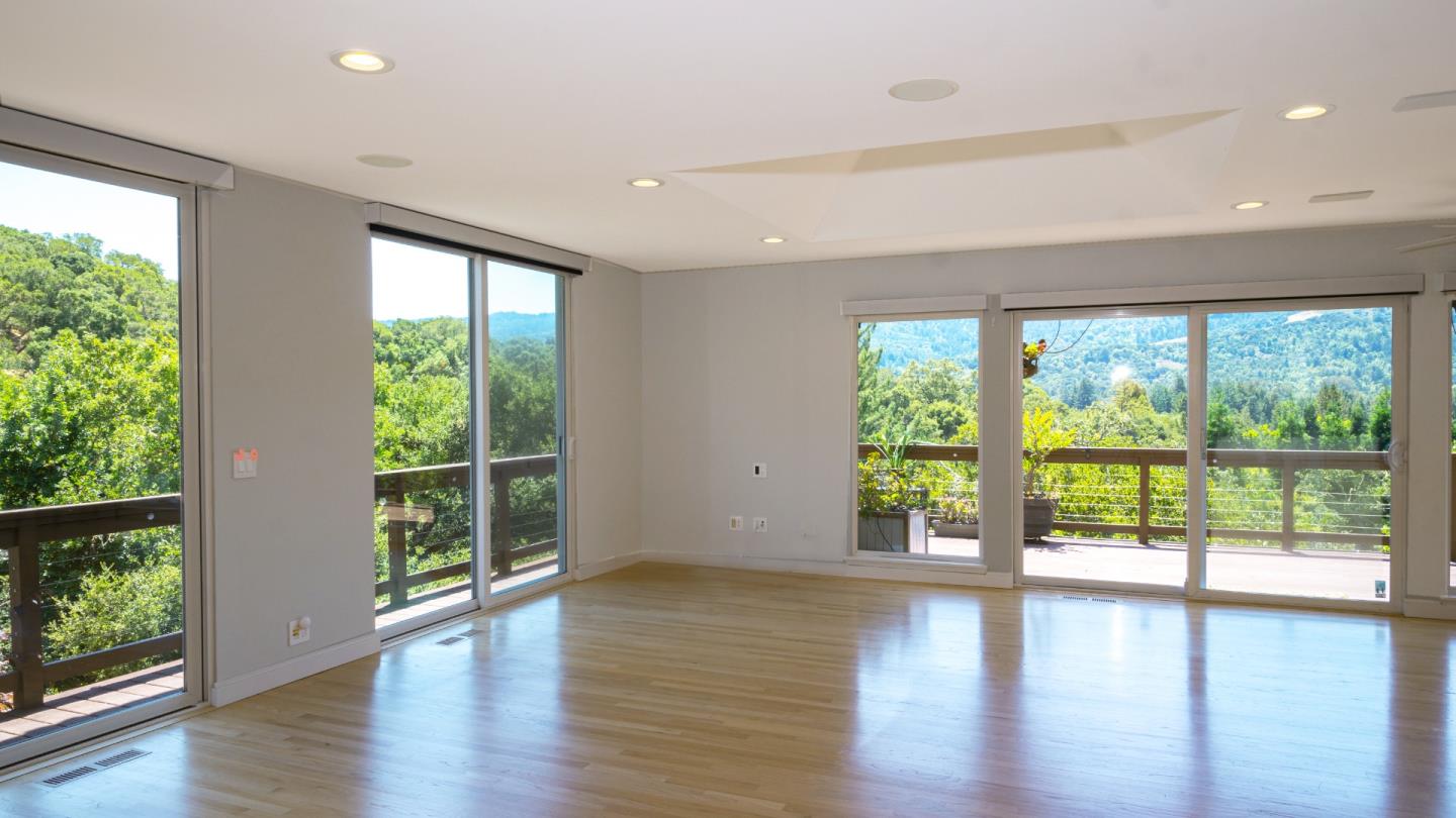 Detail Gallery Image 8 of 43 For Kiowa Ct, Portola Valley,  CA 94028 - 5 Beds | 3/1 Baths