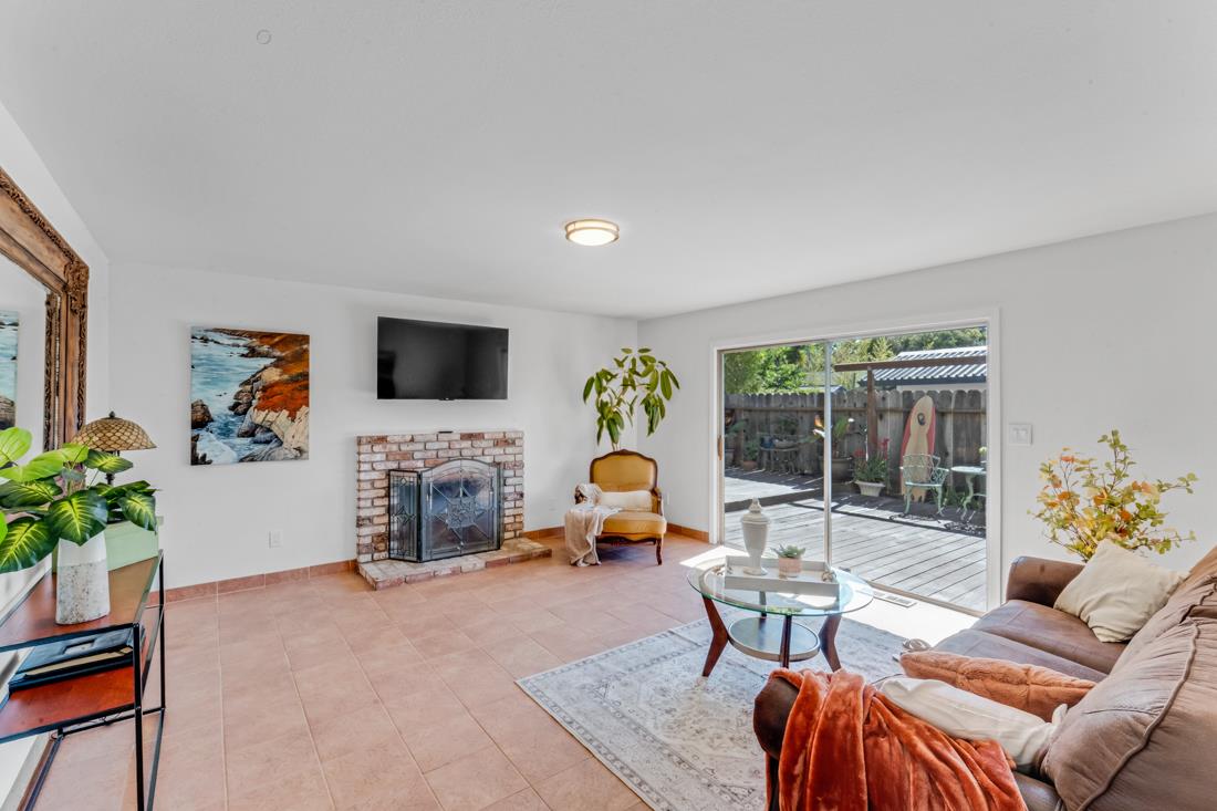 Detail Gallery Image 10 of 39 For 2529 Orchard St, Soquel,  CA 95073 - 4 Beds | 2 Baths