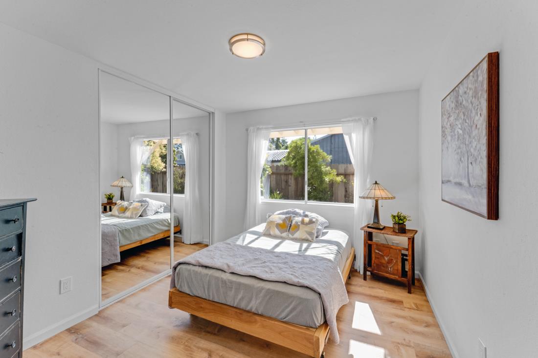 Detail Gallery Image 11 of 39 For 2529 Orchard St, Soquel,  CA 95073 - 4 Beds | 2 Baths