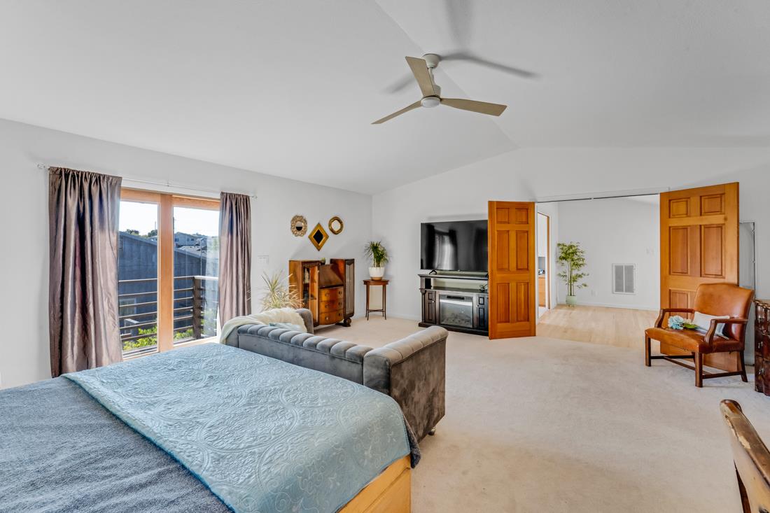 Detail Gallery Image 16 of 39 For 2529 Orchard St, Soquel,  CA 95073 - 4 Beds | 2 Baths