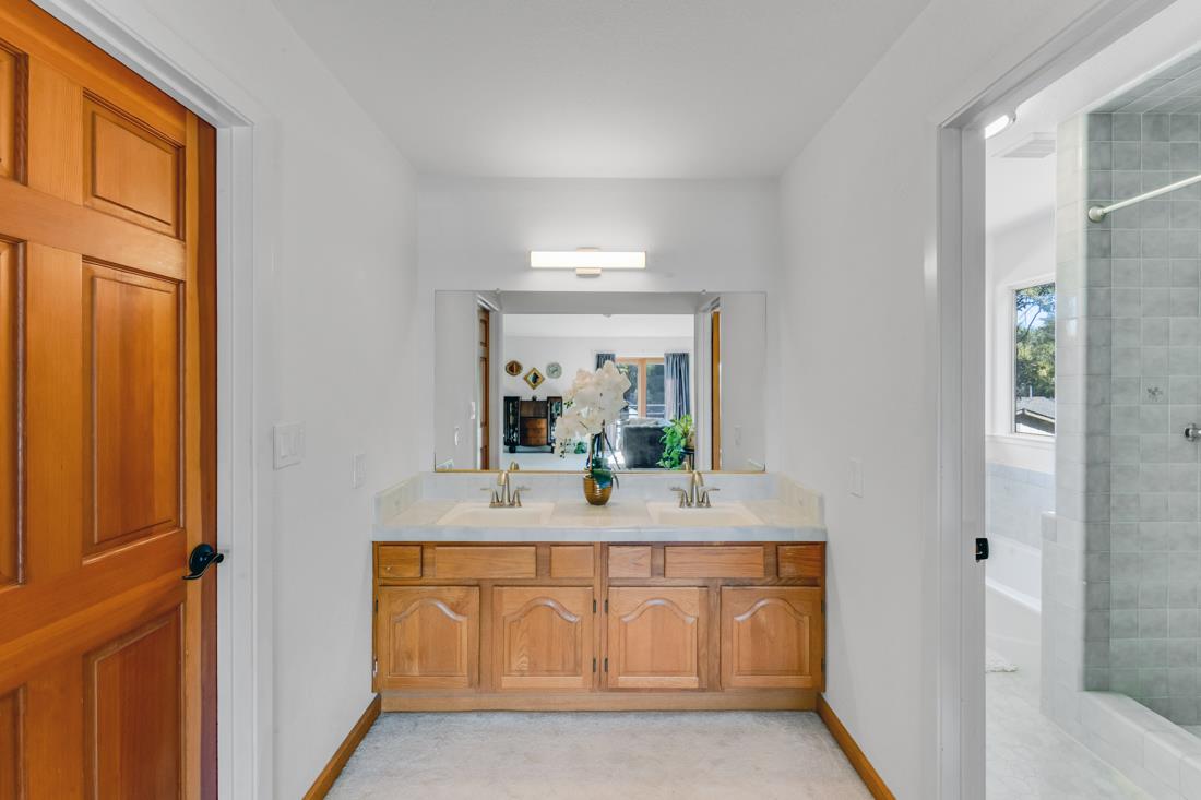 Detail Gallery Image 19 of 39 For 2529 Orchard St, Soquel,  CA 95073 - 4 Beds | 2 Baths