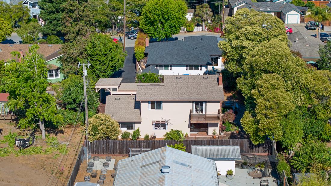 Detail Gallery Image 34 of 39 For 2529 Orchard St, Soquel,  CA 95073 - 4 Beds | 2 Baths