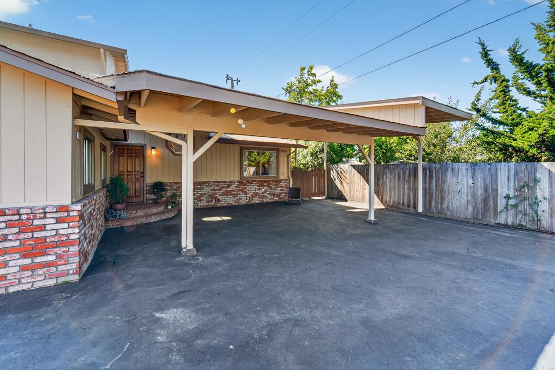 Detail Gallery Image 6 of 39 For 2529 Orchard St, Soquel,  CA 95073 - 4 Beds | 2 Baths