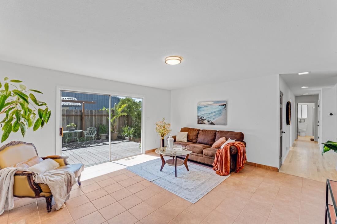 Detail Gallery Image 9 of 39 For 2529 Orchard St, Soquel,  CA 95073 - 4 Beds | 2 Baths