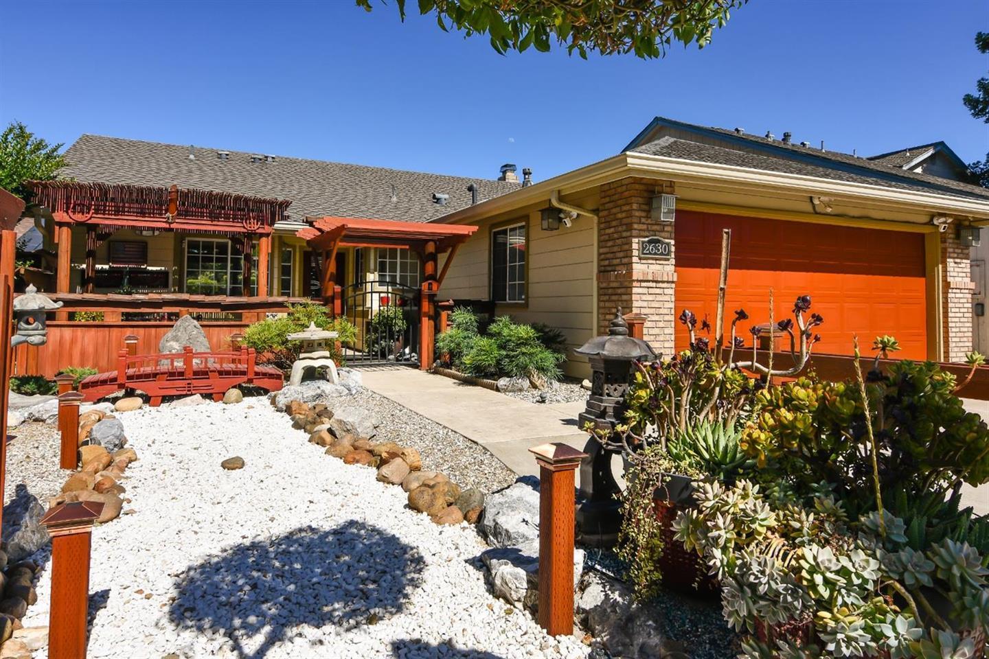 Detail Gallery Image 3 of 24 For 2630 Bonifacio Dr, Tracy,  CA 95376 - 3 Beds | 2 Baths