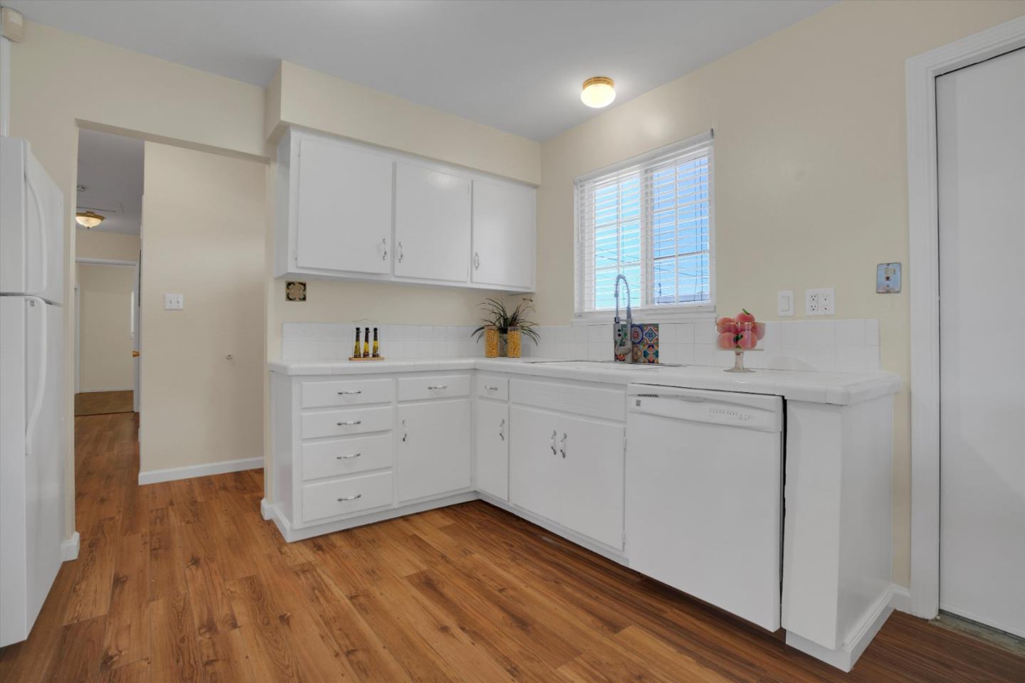 Detail Gallery Image 19 of 37 For 1909 Crestwood Dr, Antioch,  CA 94509 - 3 Beds | 2 Baths