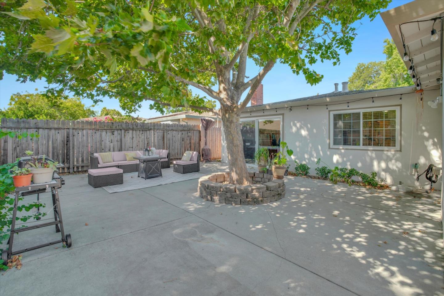 Detail Gallery Image 26 of 37 For 1909 Crestwood Dr, Antioch,  CA 94509 - 3 Beds | 2 Baths