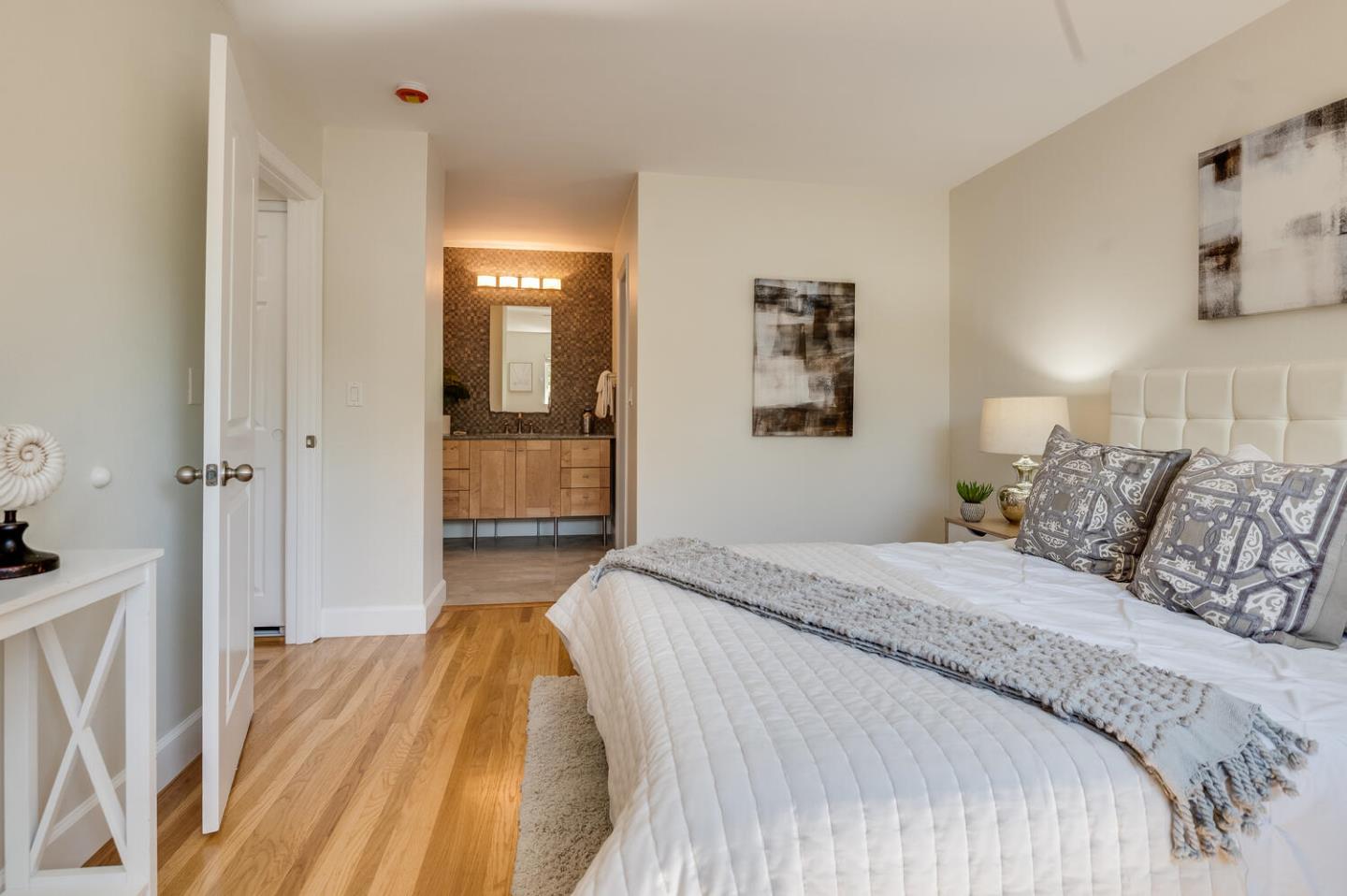 Detail Gallery Image 12 of 24 For 1461 Johnson Ave, San Jose,  CA 95129 - 4 Beds | 3 Baths