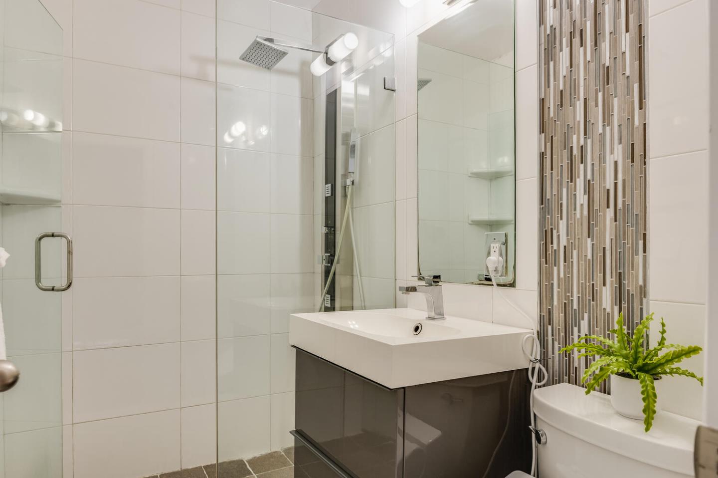 Detail Gallery Image 16 of 24 For 1461 Johnson Ave, San Jose,  CA 95129 - 4 Beds | 3 Baths