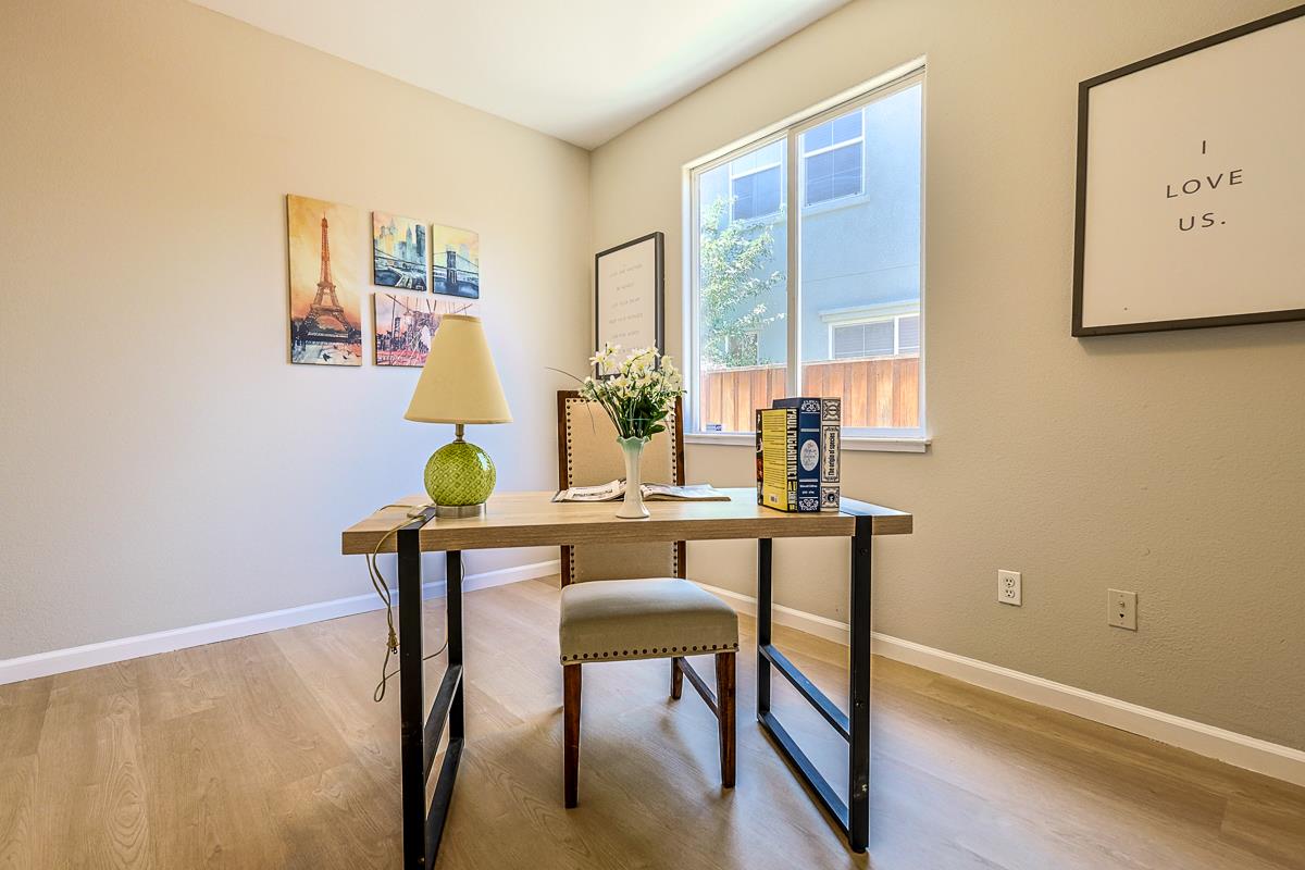 Detail Gallery Image 17 of 39 For 2335 Cypress Dr, Tracy,  CA 95377 - 6 Beds | 3 Baths