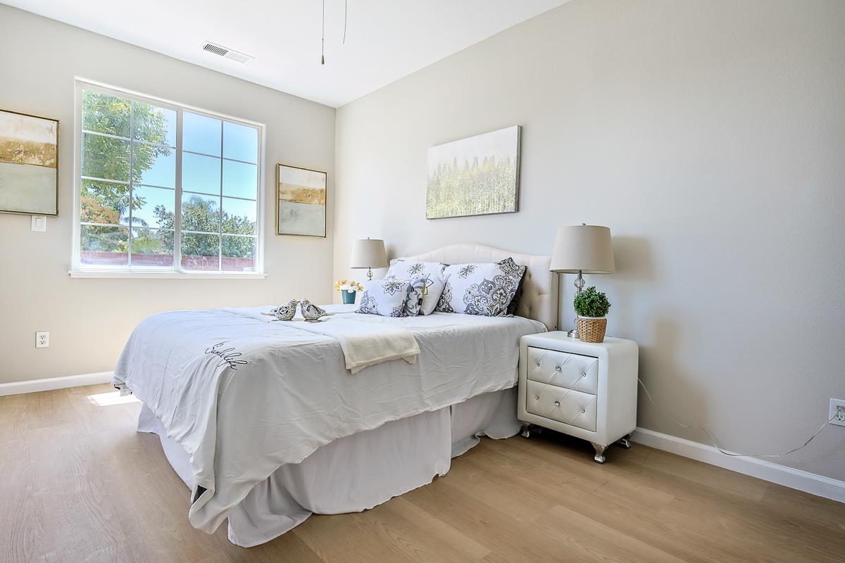 Detail Gallery Image 18 of 39 For 2335 Cypress Dr, Tracy,  CA 95377 - 6 Beds | 3 Baths