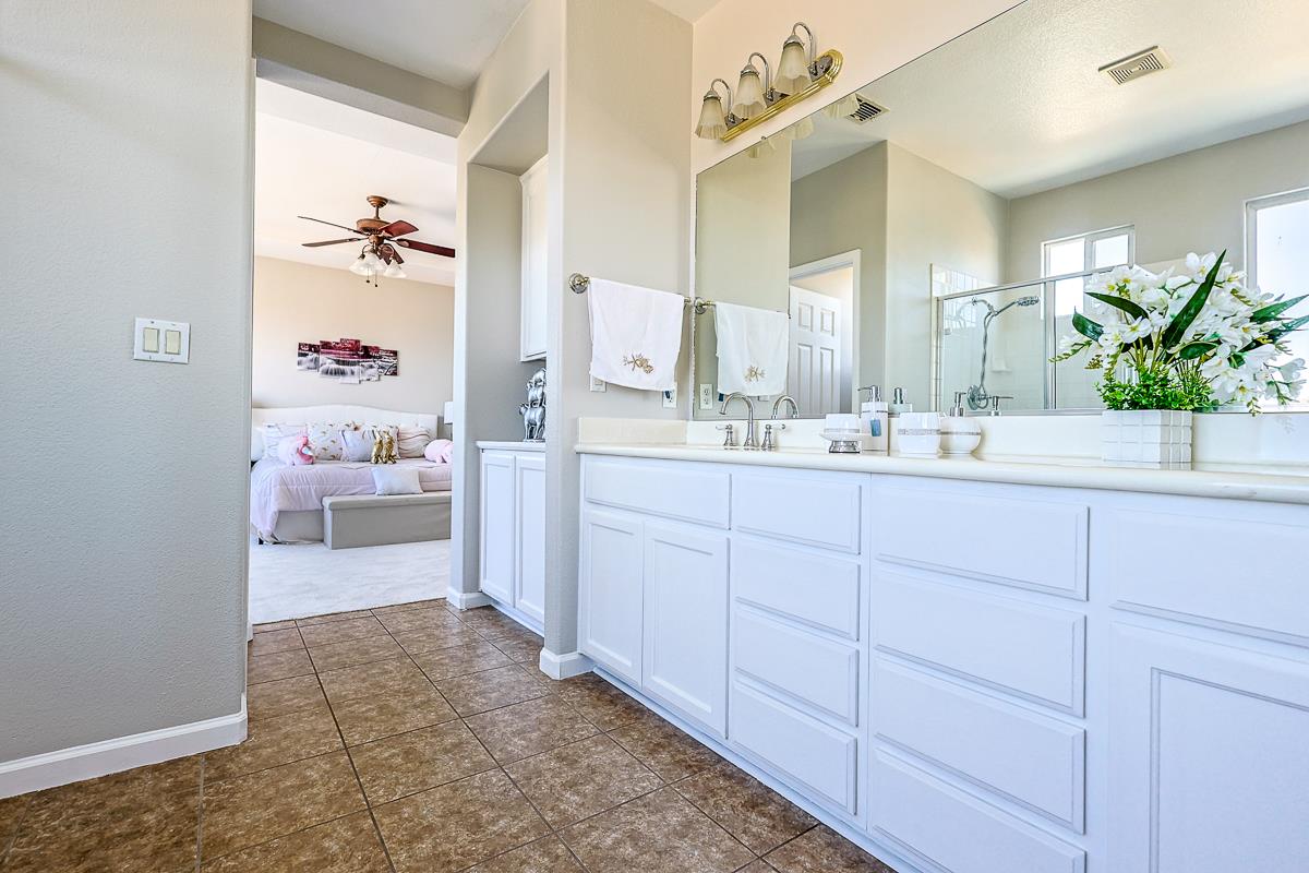 Detail Gallery Image 27 of 39 For 2335 Cypress Dr, Tracy,  CA 95377 - 6 Beds | 3 Baths