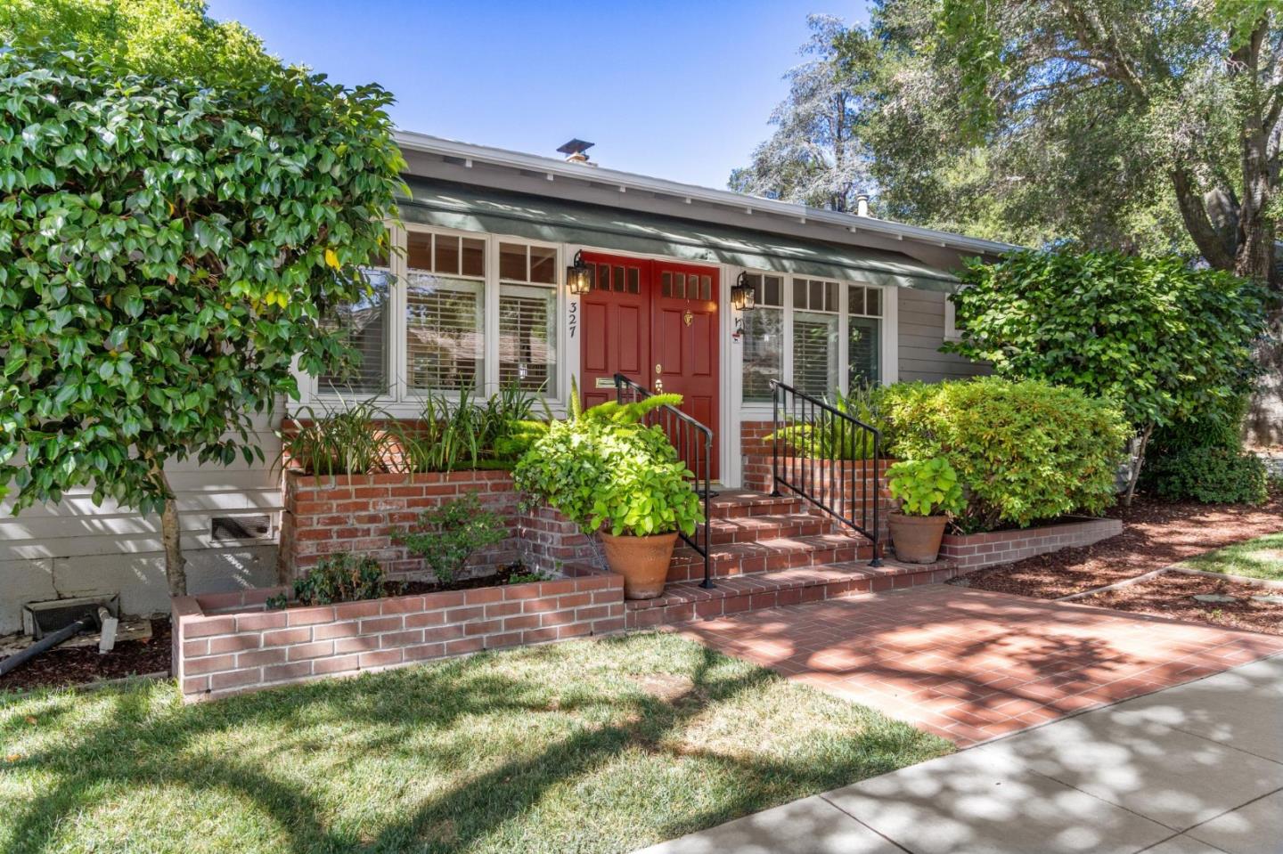 Detail Gallery Image 15 of 84 For 327 Bachman Ave, Los Gatos,  CA 95030 - 3 Beds | 2 Baths