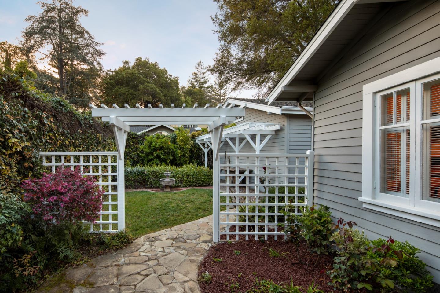 Detail Gallery Image 3 of 84 For 327 Bachman Ave, Los Gatos,  CA 95030 - 3 Beds | 2 Baths
