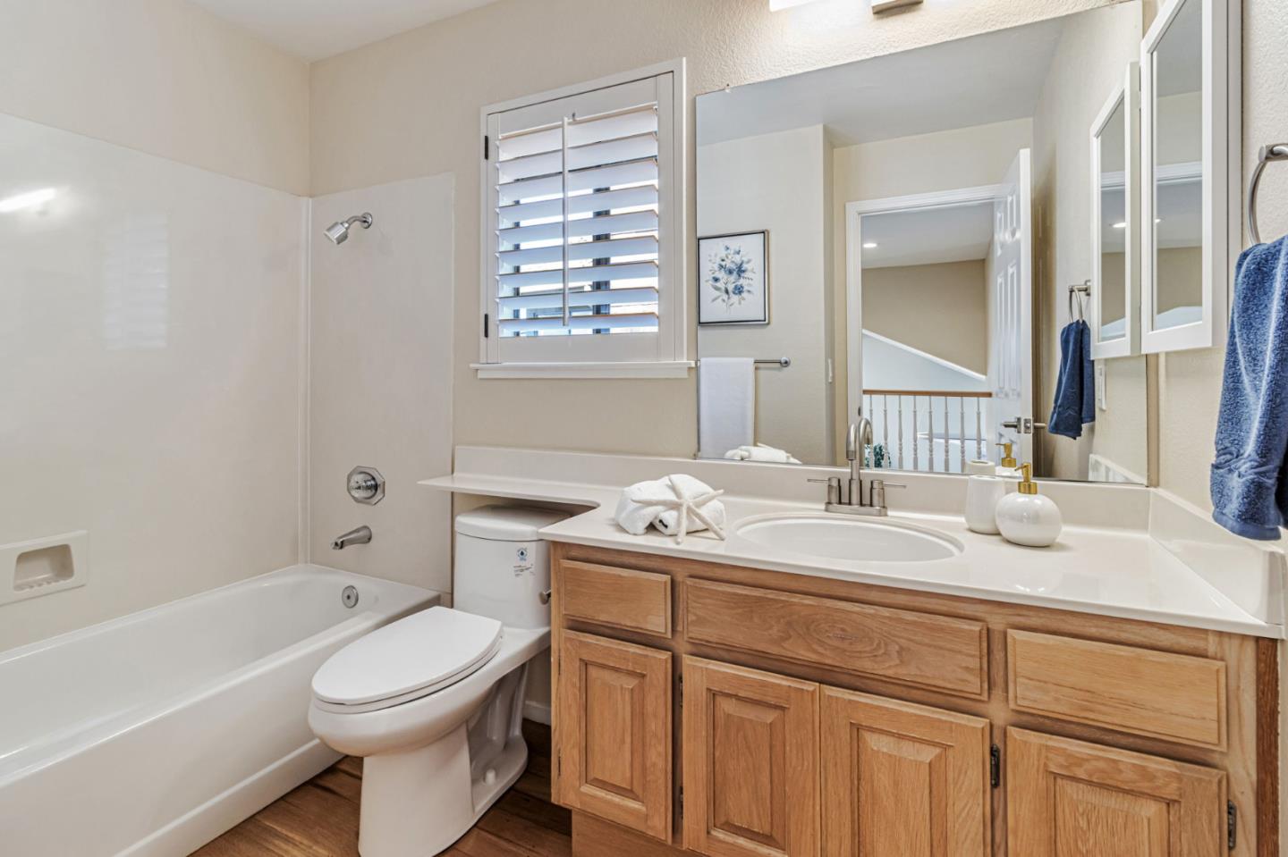 Detail Gallery Image 25 of 33 For 2959 Sea View Pkwy, Alameda,  CA 94502 - 4 Beds | 3 Baths