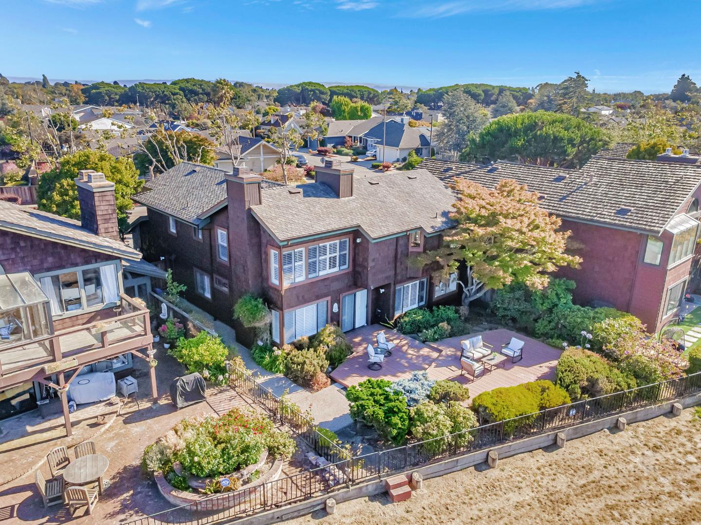 Detail Gallery Image 27 of 33 For 2959 Sea View Pkwy, Alameda,  CA 94502 - 4 Beds | 3 Baths