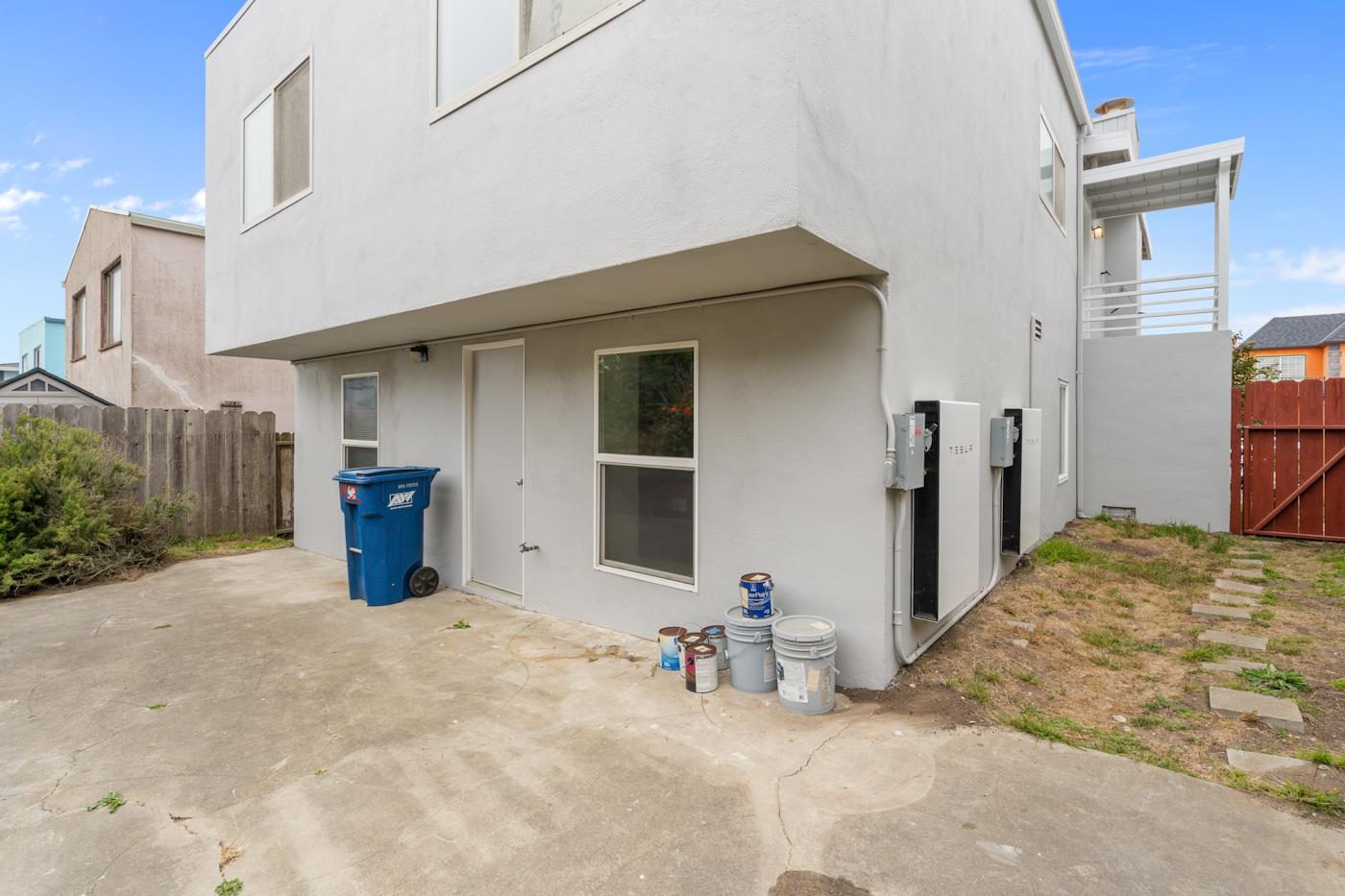 Detail Gallery Image 28 of 31 For 42 Skyline Dr, Daly City,  CA 94015 - 6 Beds | 3 Baths