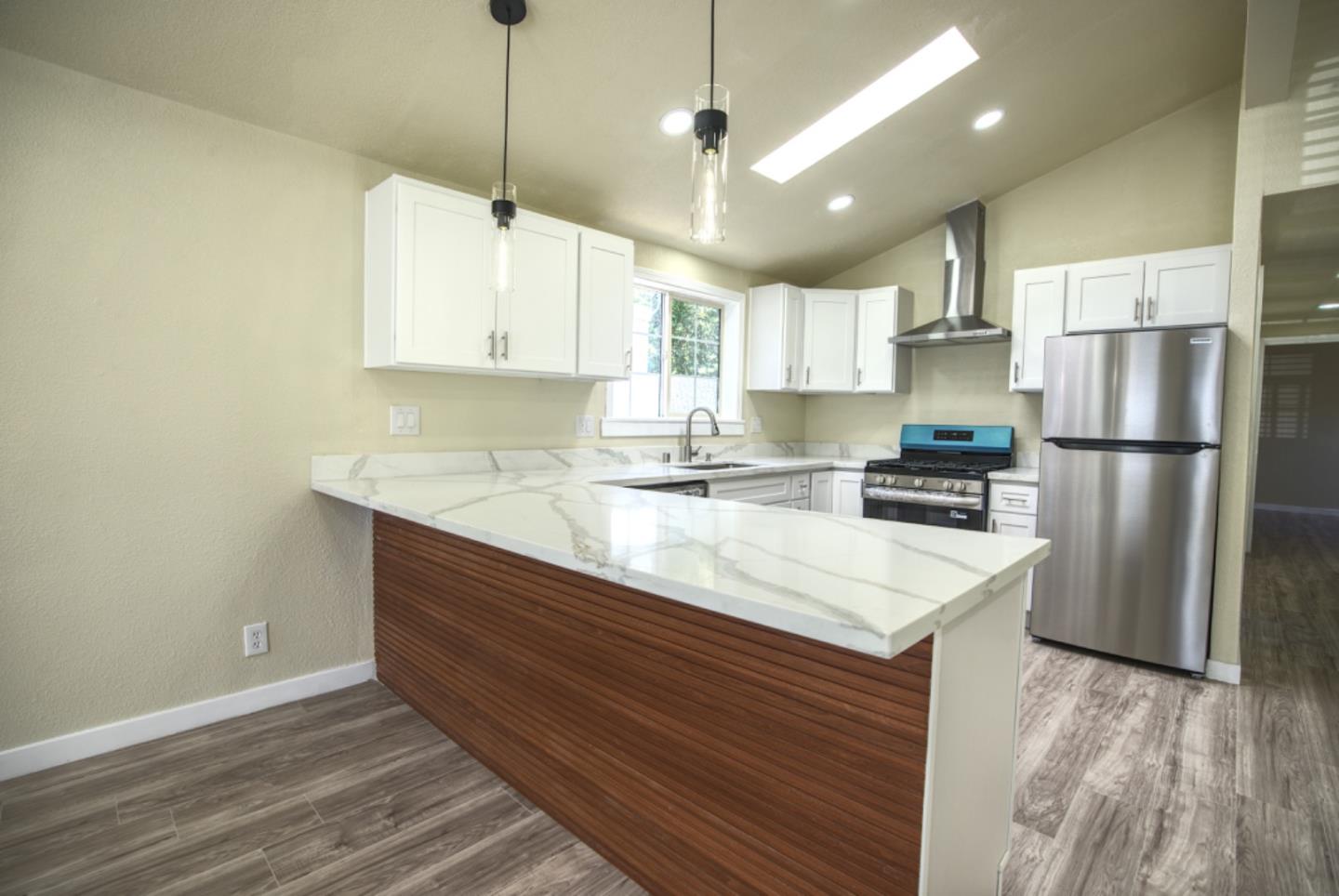 Detail Gallery Image 1 of 10 For 501 Moorpark Ave #99,  Mountain View,  CA 94041 - 2 Beds | 2 Baths