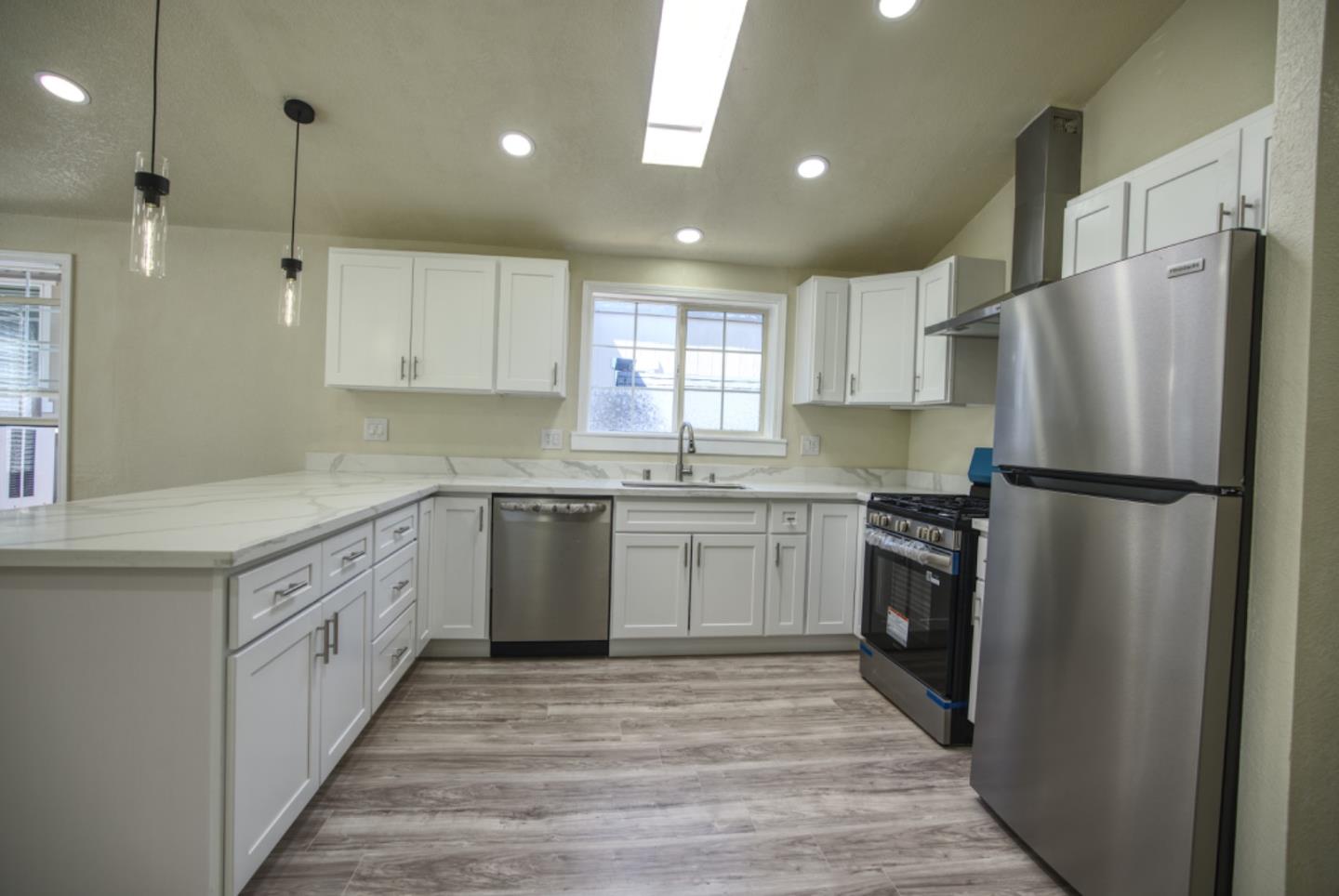 Detail Gallery Image 7 of 10 For 501 Moorpark Ave #99,  Mountain View,  CA 94041 - 2 Beds | 2 Baths