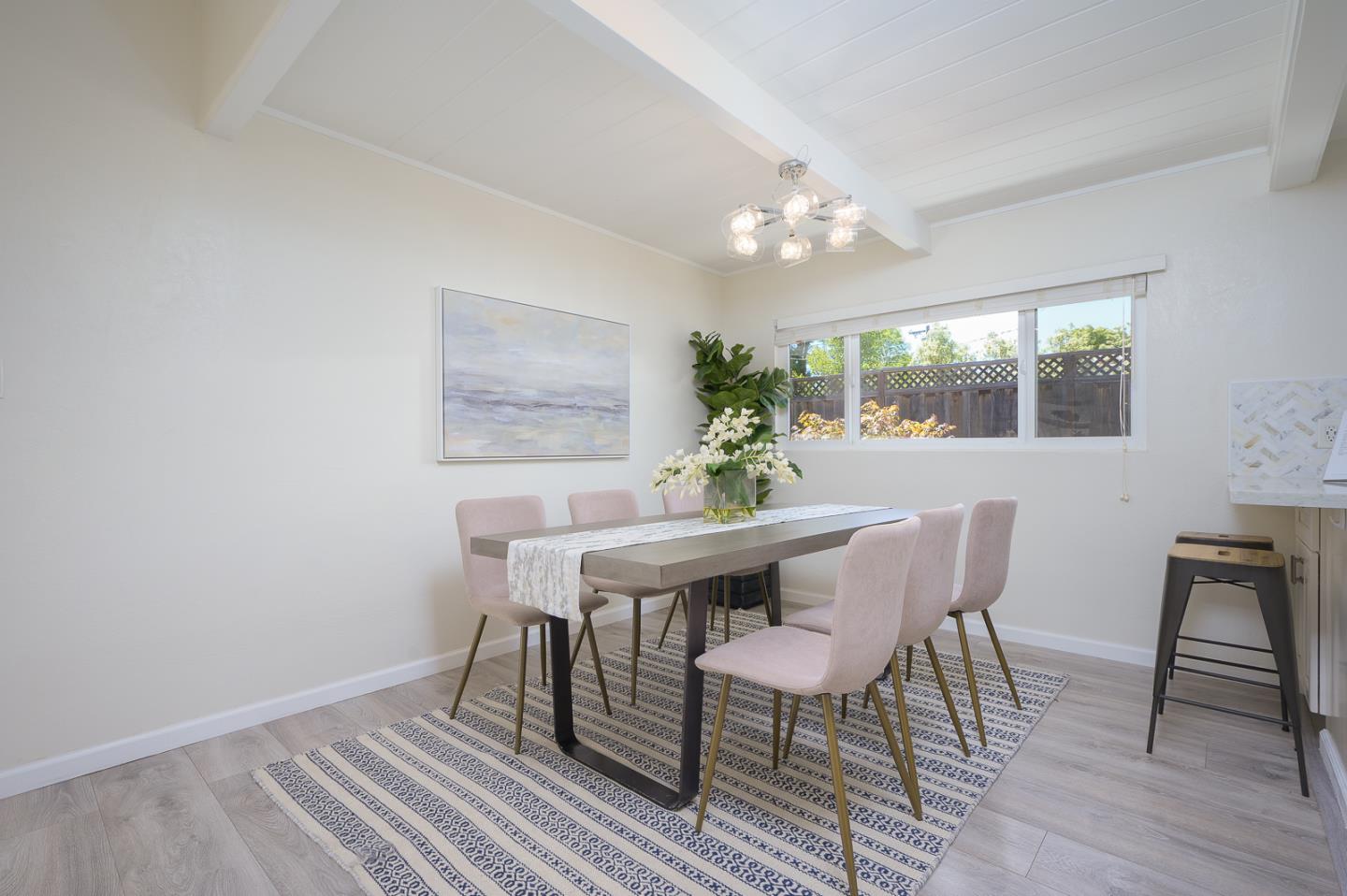 Detail Gallery Image 10 of 24 For 3222 Ramona St, Palo Alto,  CA 94306 - 4 Beds | 2 Baths