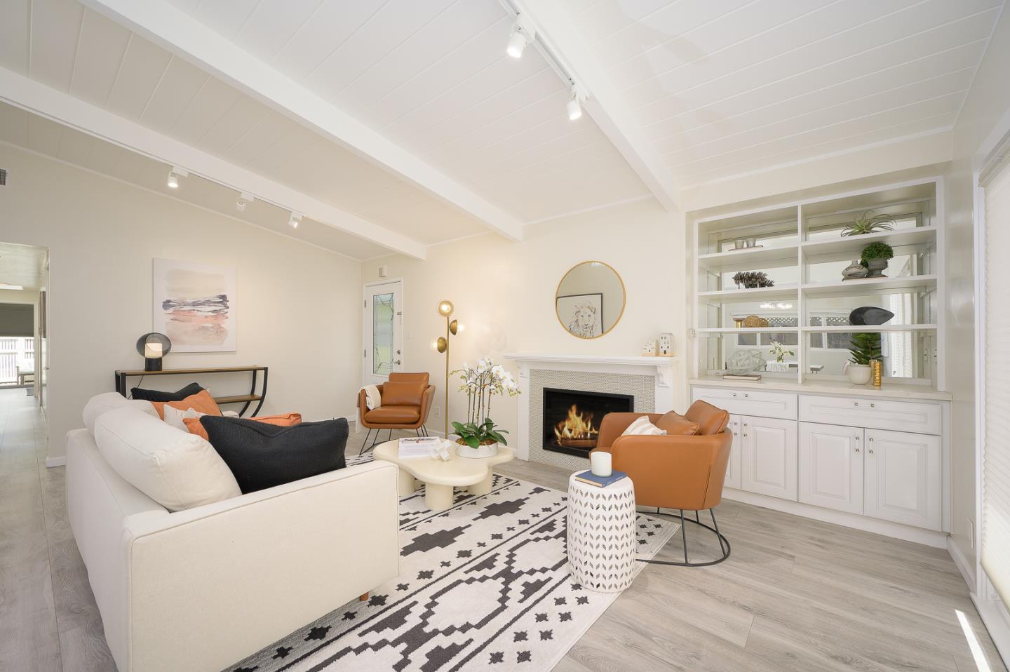 Detail Gallery Image 9 of 24 For 3222 Ramona St, Palo Alto,  CA 94306 - 4 Beds | 2 Baths