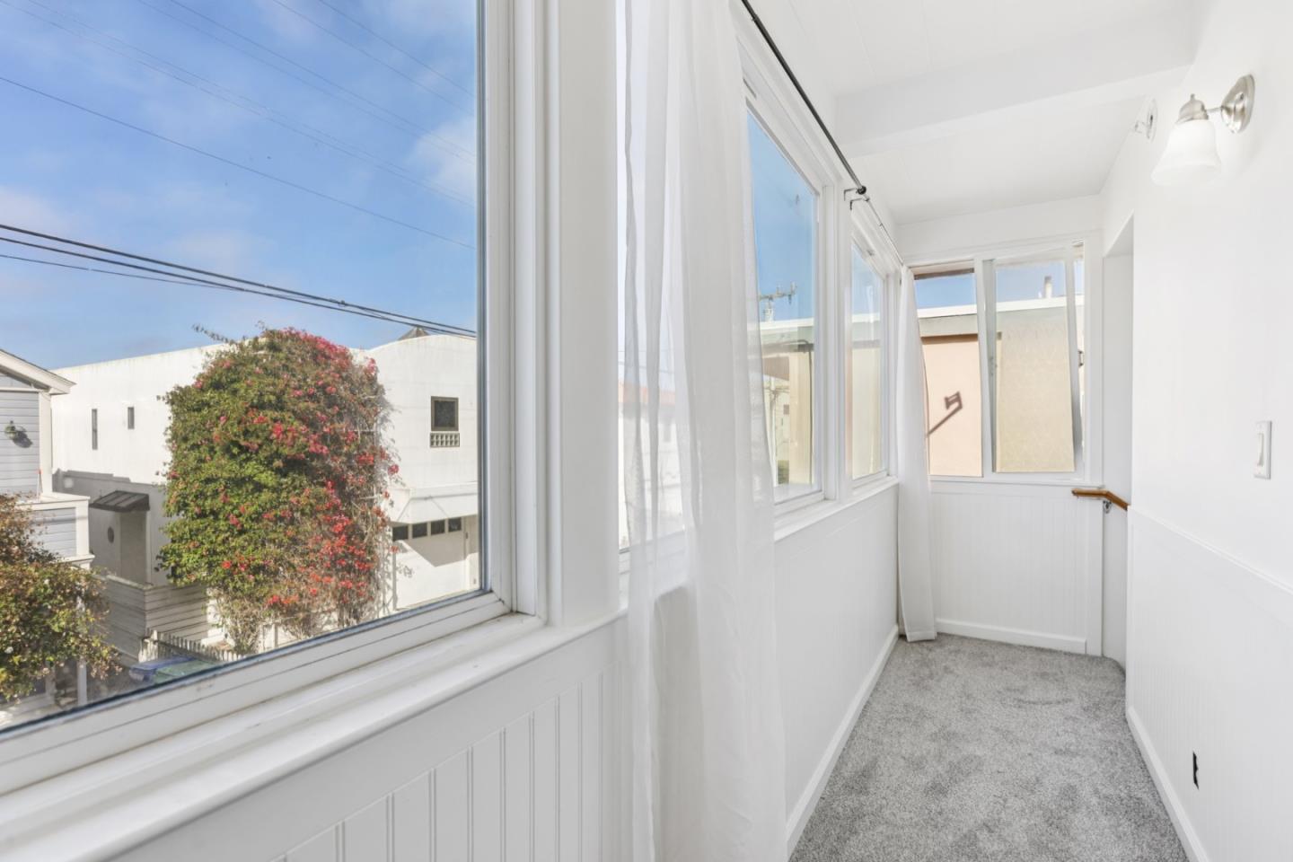 Detail Gallery Image 14 of 31 For 775 Mermaid Ave, Pacific Grove,  CA 93950 - 1 Beds | 1 Baths