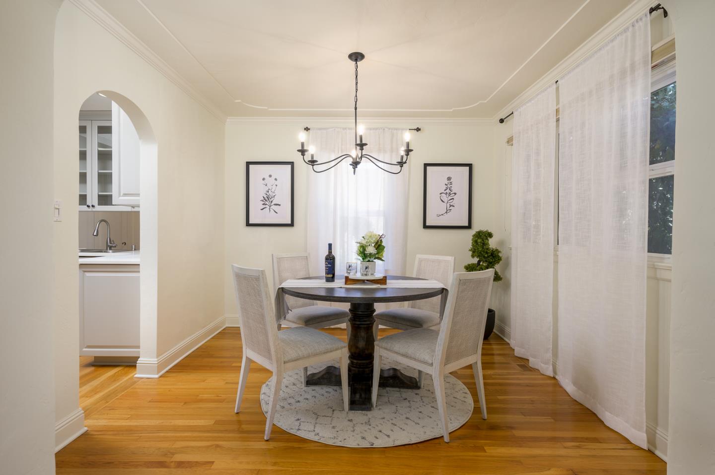 Detail Gallery Image 10 of 33 For 1037 Hazelwood Ave, San Jose,  CA 95125 - 3 Beds | 2 Baths