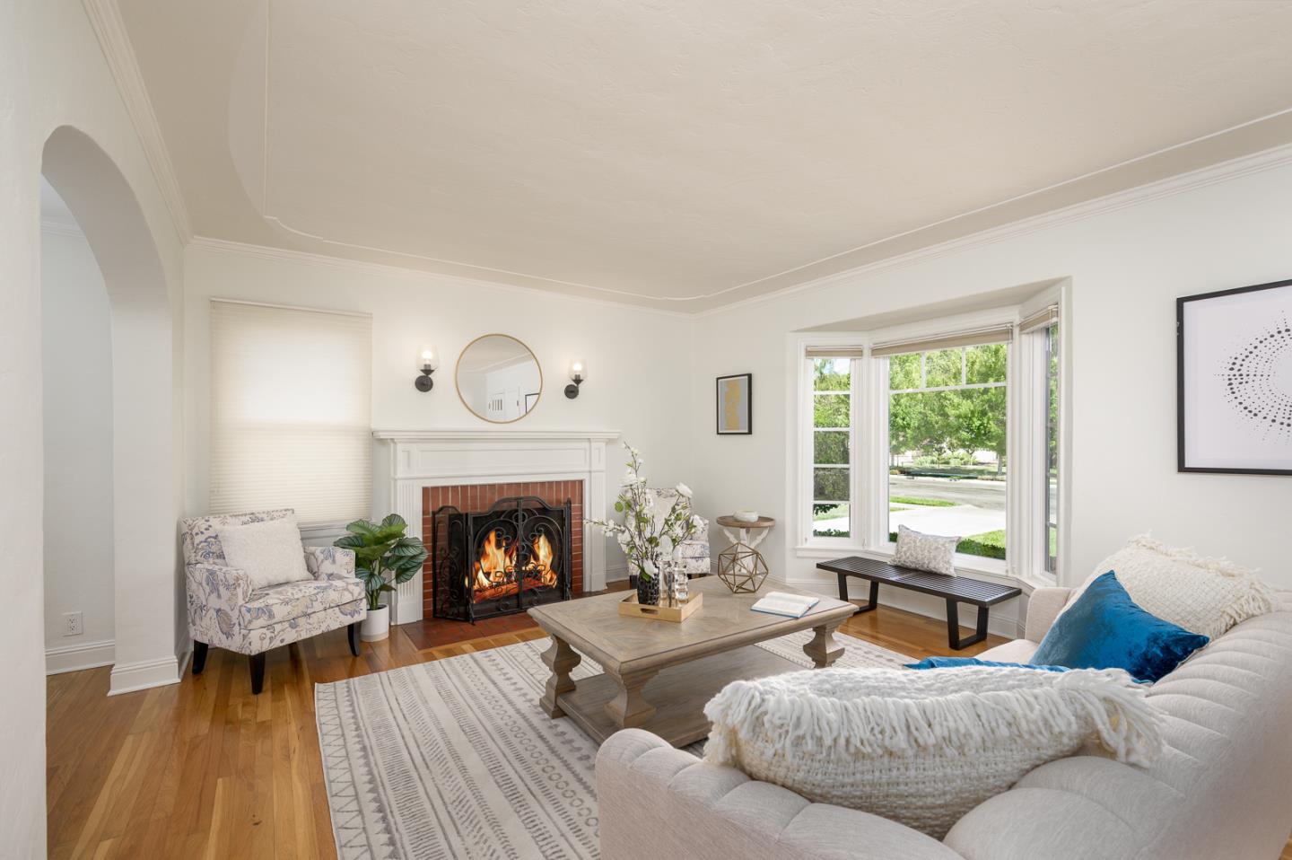 Detail Gallery Image 7 of 33 For 1037 Hazelwood Ave, San Jose,  CA 95125 - 3 Beds | 2 Baths