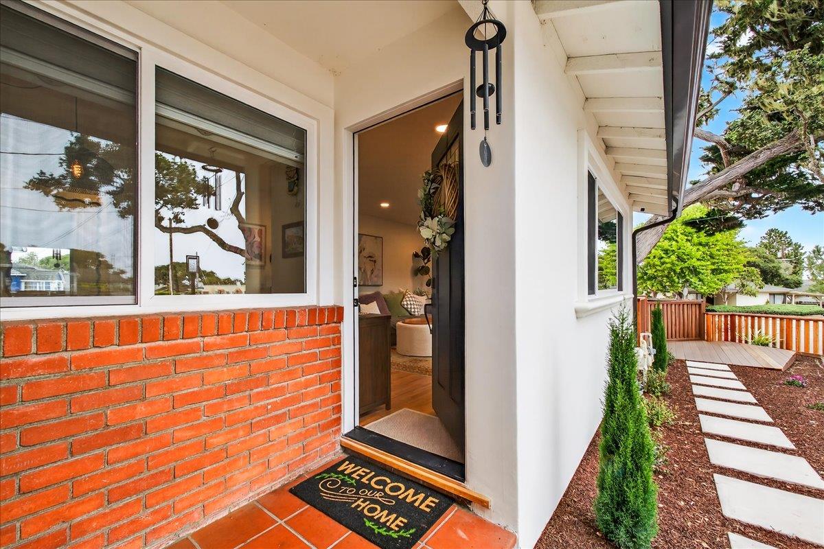 Detail Gallery Image 10 of 50 For 255 Sinex, Pacific Grove,  CA 93950 - 3 Beds | 2 Baths
