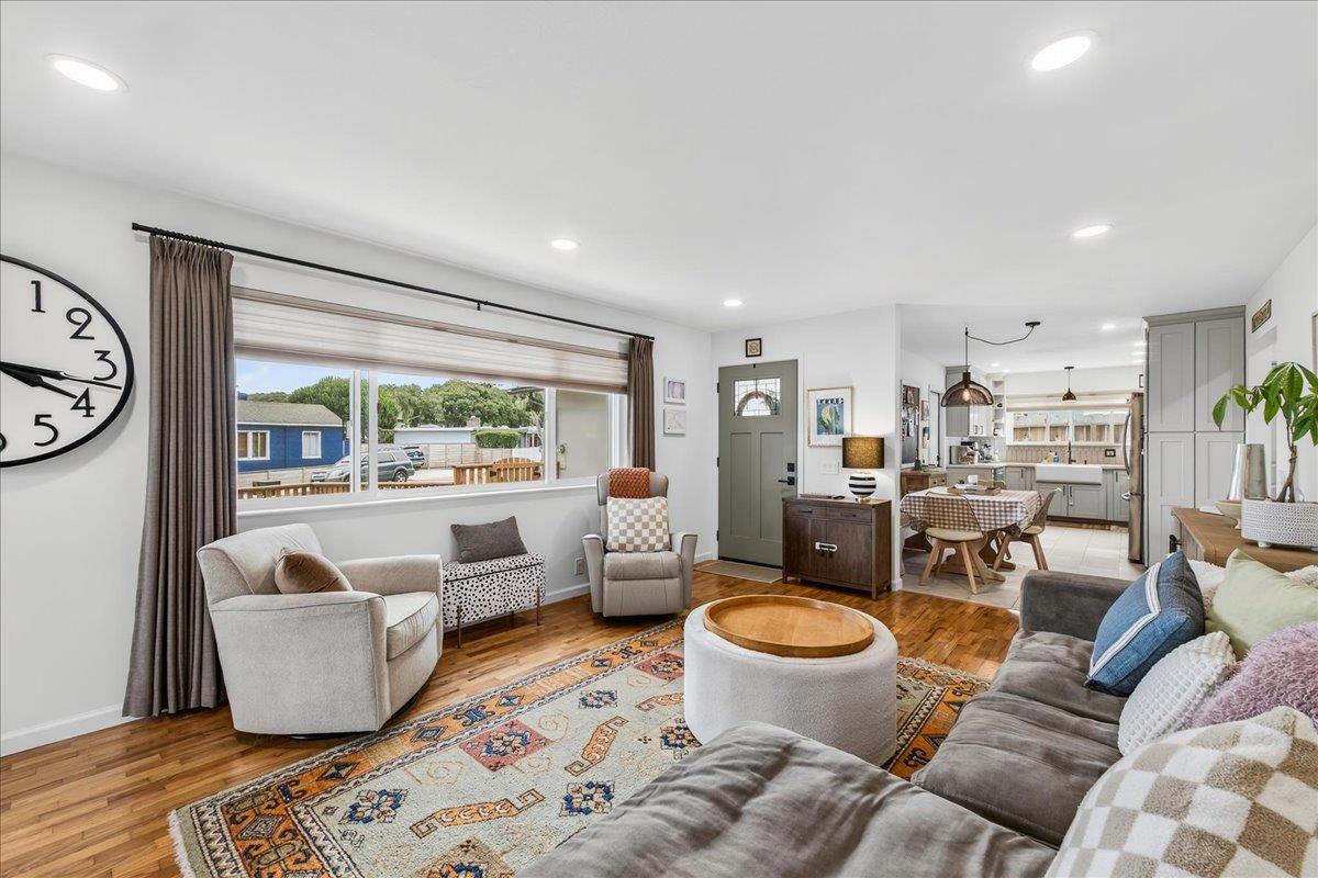 Detail Gallery Image 23 of 50 For 255 Sinex, Pacific Grove,  CA 93950 - 3 Beds | 2 Baths