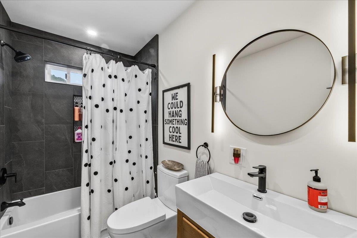Detail Gallery Image 36 of 50 For 255 Sinex, Pacific Grove,  CA 93950 - 3 Beds | 2 Baths