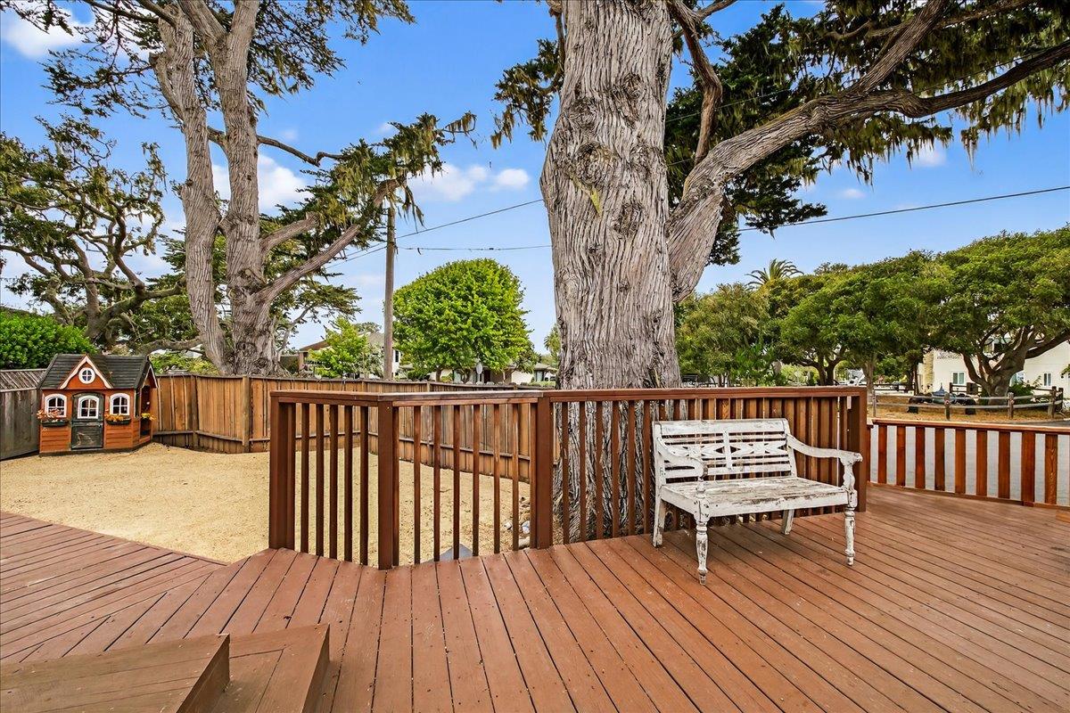 Detail Gallery Image 47 of 50 For 255 Sinex, Pacific Grove,  CA 93950 - 3 Beds | 2 Baths