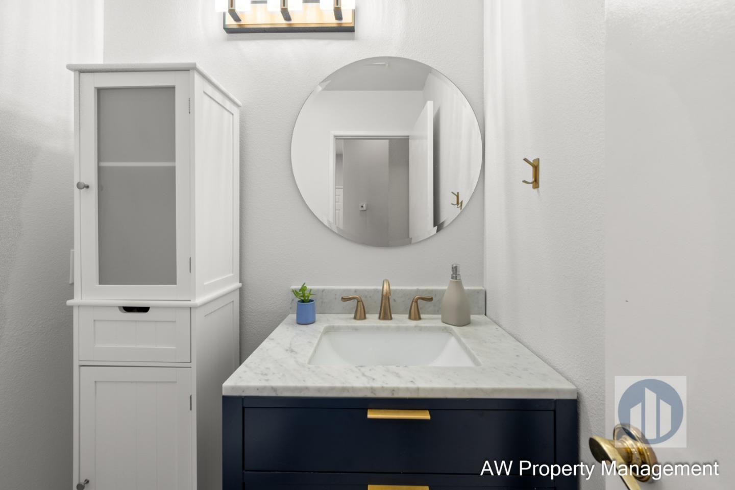 Detail Gallery Image 4 of 31 For 11661 Westview Pkwy, San Diego,  CA 92126 - 2 Beds | 2/1 Baths