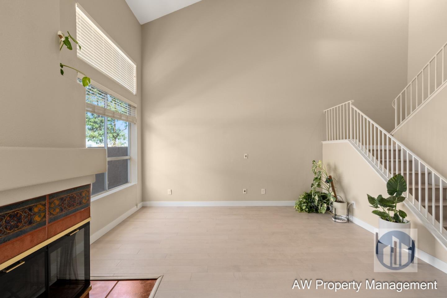 Detail Gallery Image 8 of 31 For 11661 Westview Pkwy, San Diego,  CA 92126 - 2 Beds | 2/1 Baths