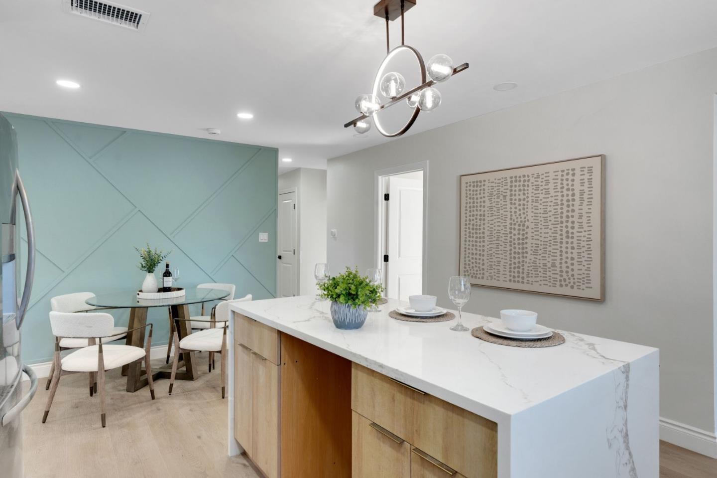 Detail Gallery Image 10 of 32 For 702 Cree Dr, San Jose,  CA 95123 - 4 Beds | 2 Baths