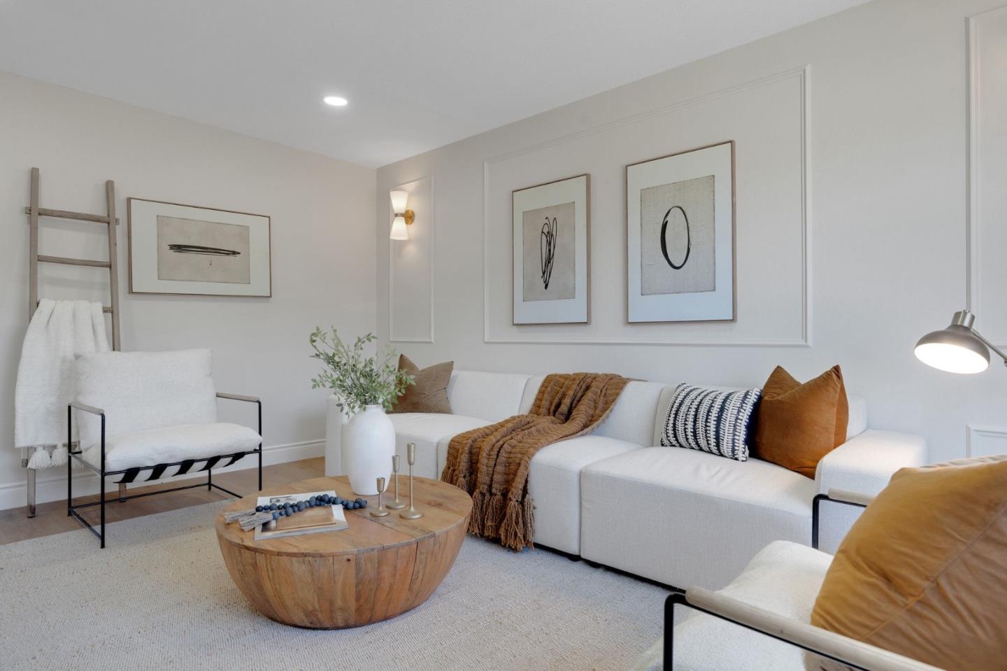Detail Gallery Image 4 of 32 For 702 Cree Dr, San Jose,  CA 95123 - 4 Beds | 2 Baths