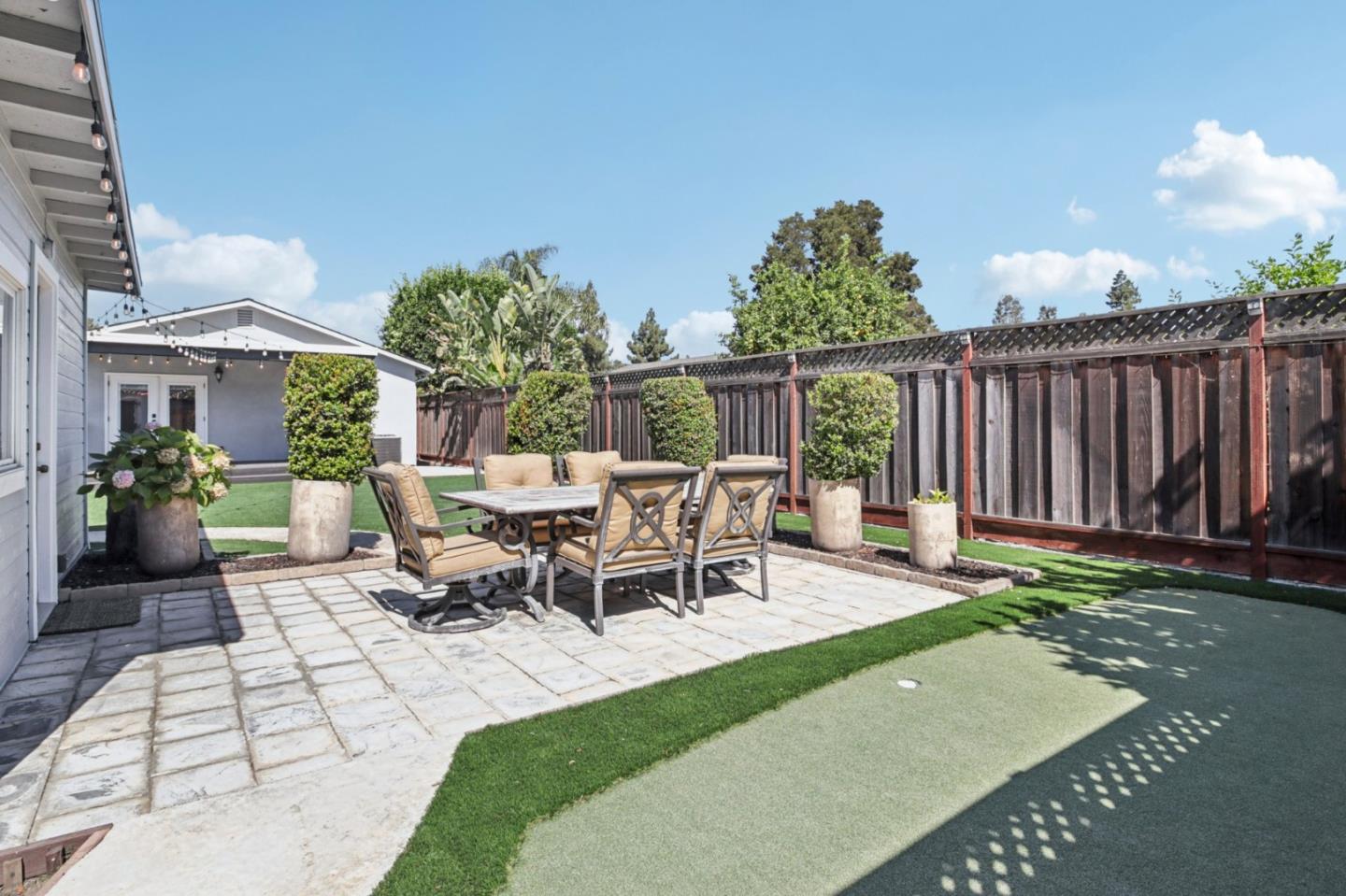 Detail Gallery Image 3 of 29 For 522 Gregory St, San Jose,  CA 95125 - 3 Beds | 2 Baths
