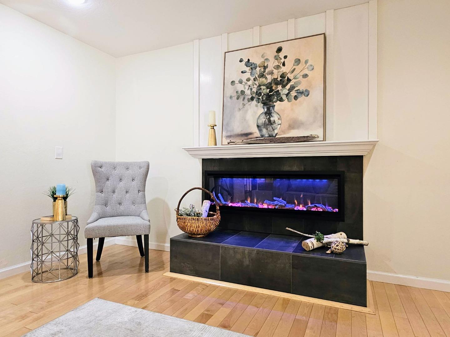 Detail Gallery Image 24 of 53 For 2474 Stokes St, San Jose,  CA 95128 - 3 Beds | 3 Baths