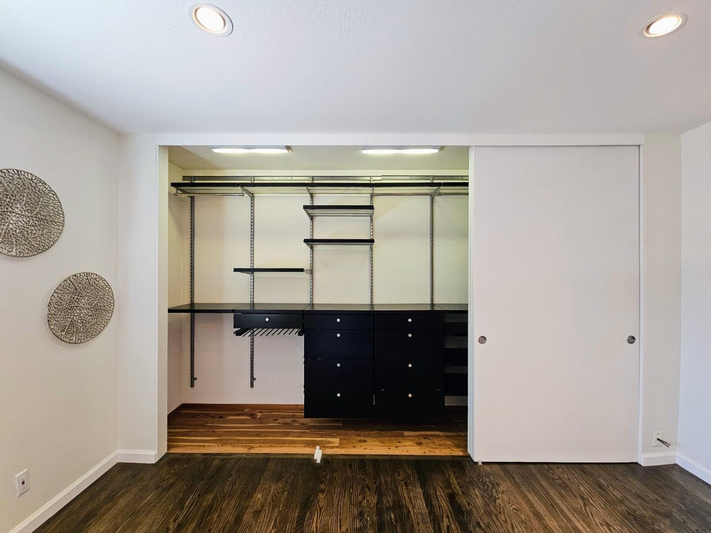 Detail Gallery Image 38 of 53 For 2474 Stokes St, San Jose,  CA 95128 - 3 Beds | 3 Baths
