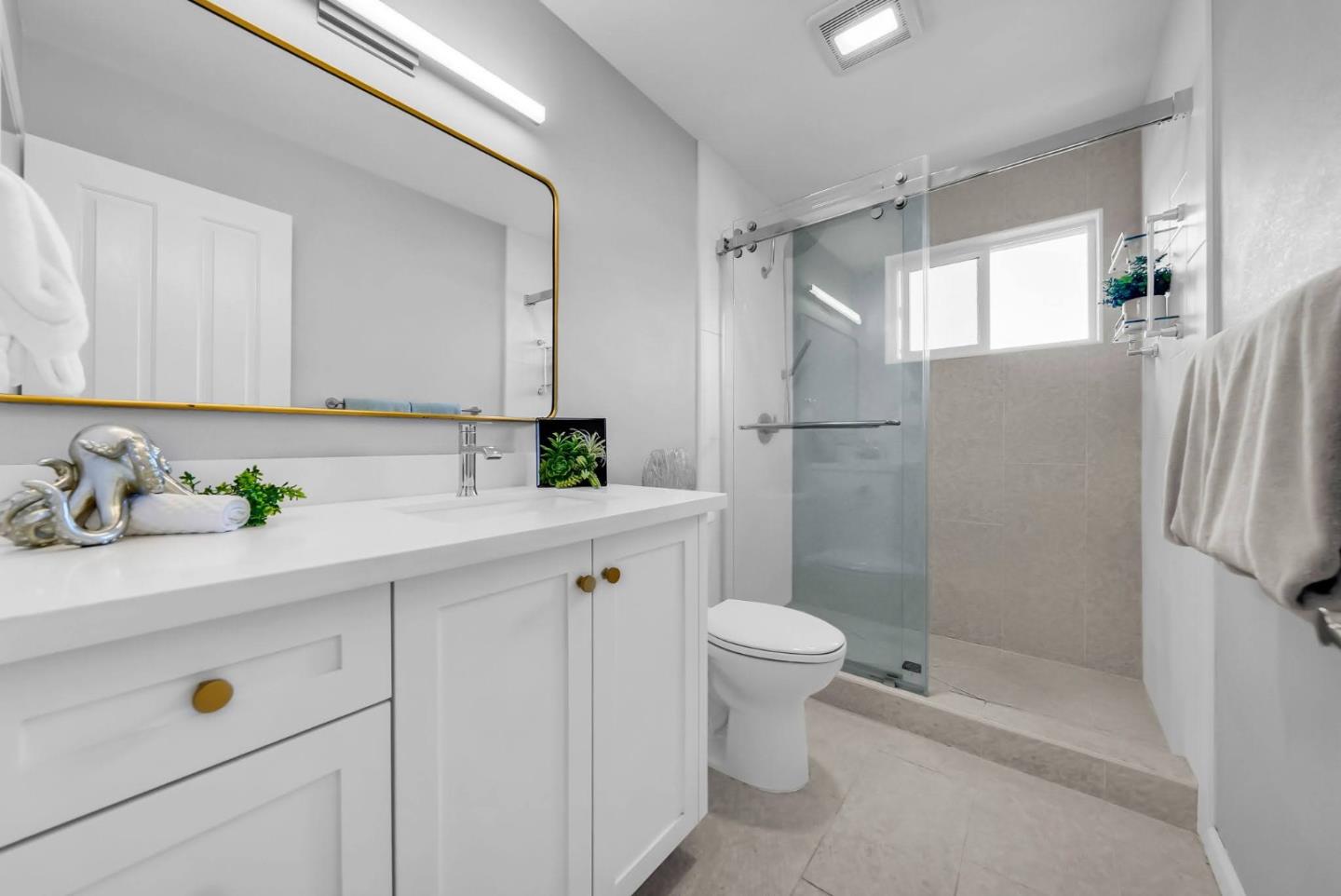Detail Gallery Image 41 of 53 For 2474 Stokes St, San Jose,  CA 95128 - 3 Beds | 3 Baths