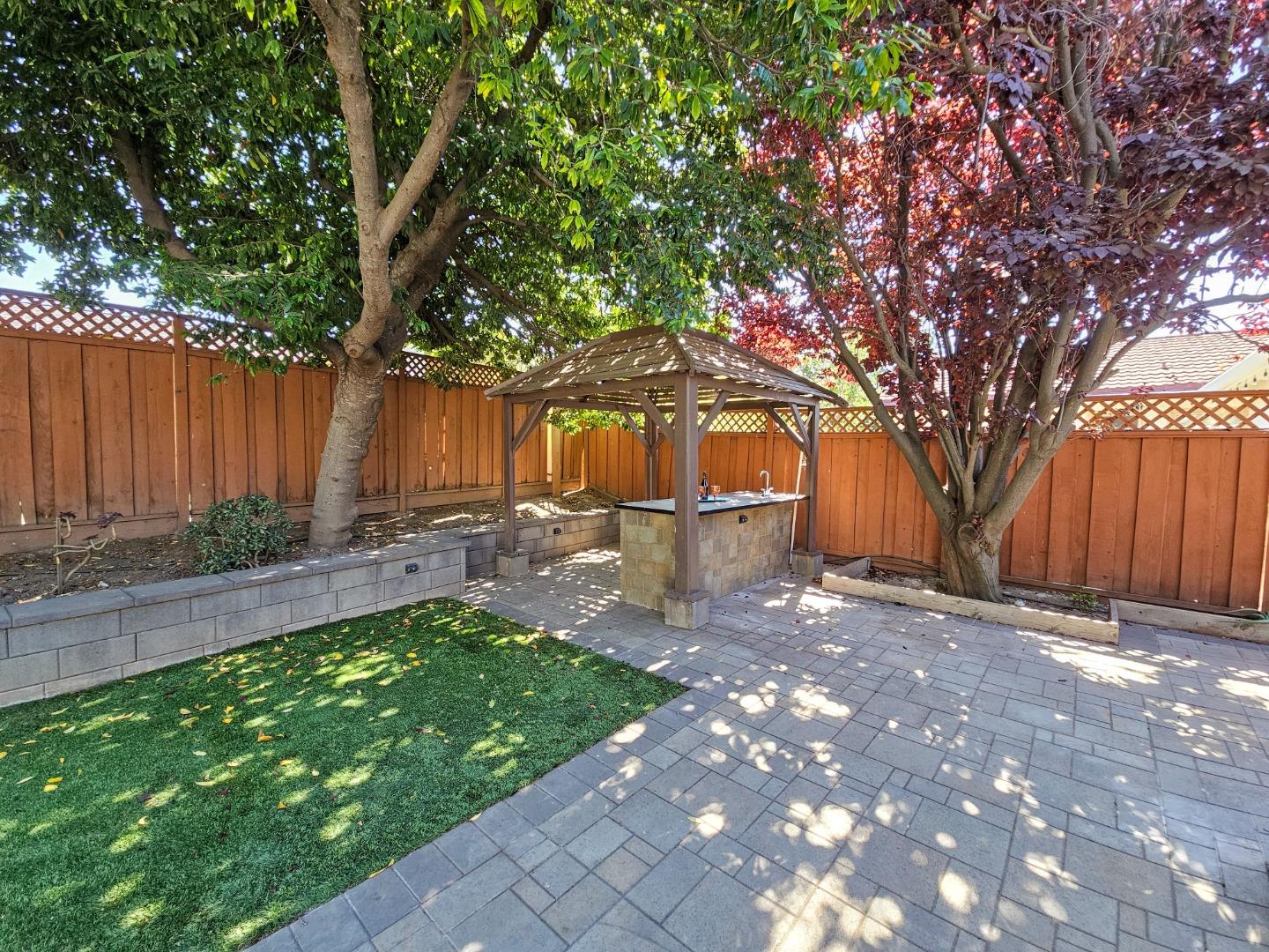 Detail Gallery Image 43 of 53 For 2474 Stokes St, San Jose,  CA 95128 - 3 Beds | 3 Baths