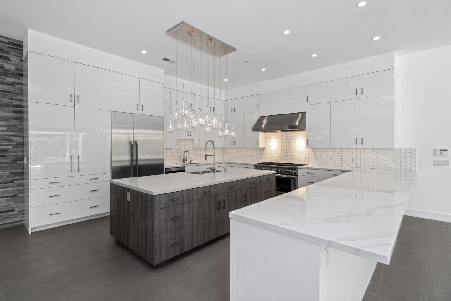 Detail Gallery Image 13 of 48 For 1505 Wedgewood Dr, Hillsborough,  CA 94010 - 4 Beds | 4/1 Baths