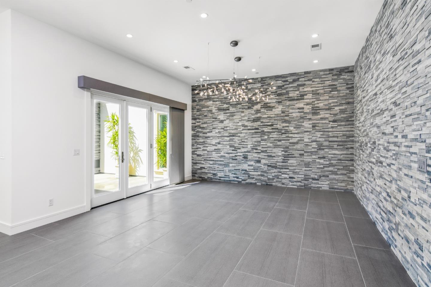 Detail Gallery Image 16 of 48 For 1505 Wedgewood Dr, Hillsborough,  CA 94010 - 4 Beds | 4/1 Baths
