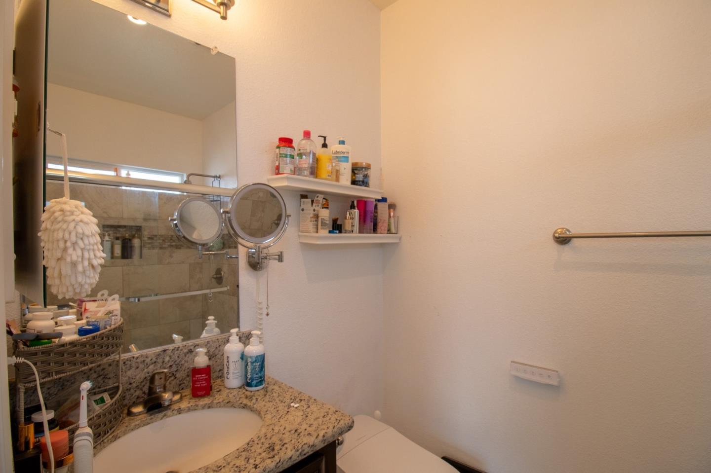 Detail Gallery Image 13 of 17 For 2150 Almaden Rd #103,  San Jose,  CA 95125 - 2 Beds | 2 Baths