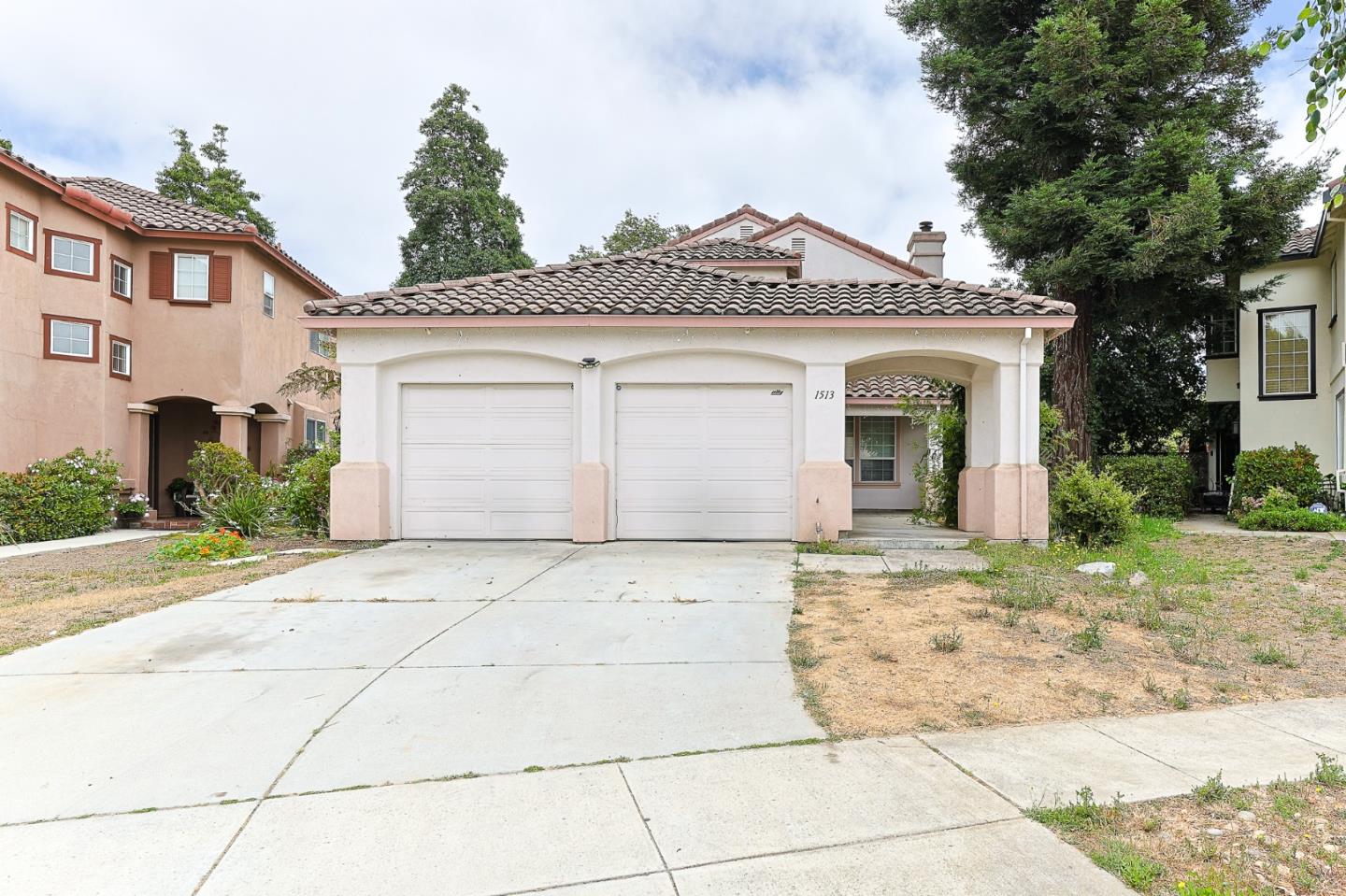 Detail Gallery Image 2 of 3 For 1513 Oyster Bay Ct, Salinas,  CA 93906 - 3 Beds | 2 Baths