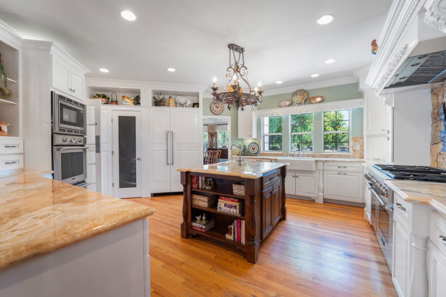 Detail Gallery Image 23 of 82 For 15209 Sycamore Dr, Morgan Hill,  CA 95037 - 5 Beds | 5/1 Baths